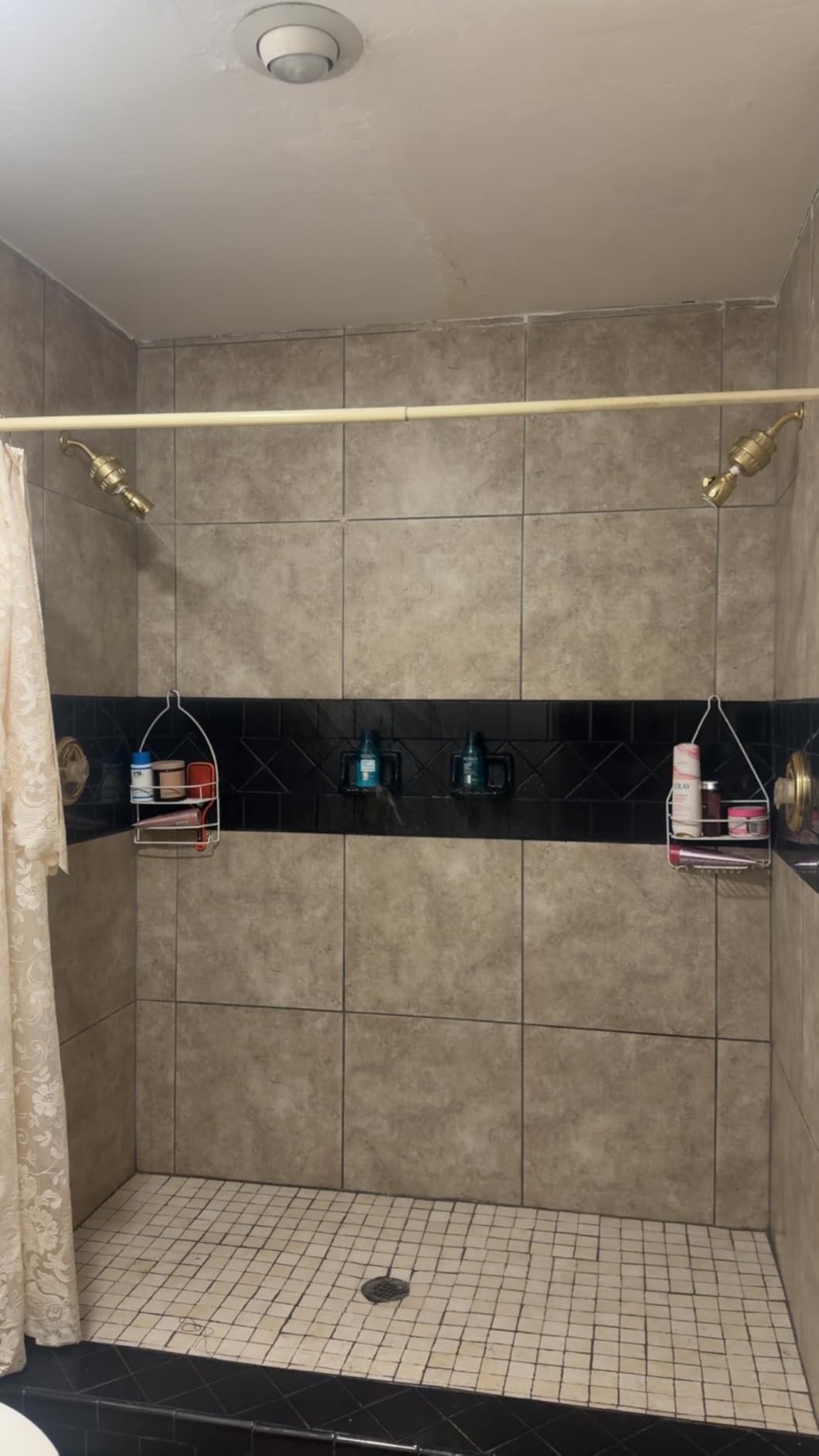 weAQUA Heavy Duty Shower Filter Family 2 PACK - 99% Removal for Hard Water, Chlorine, Fluoride, Heavy Metals, Micro-life, Organics and More | Reduces Dry, Itchy Skin, Frizzy Hair customer photo 1