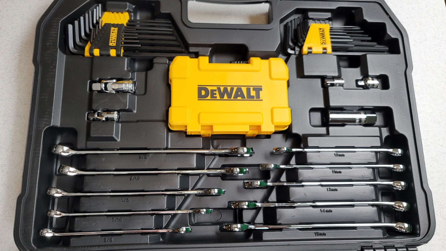 DEWALT 142 Piece Mechanics Tool Set, 1/4 Inch and 3/8 Inch Drive, SAE and Metric (DWMT45425) customer photo 1