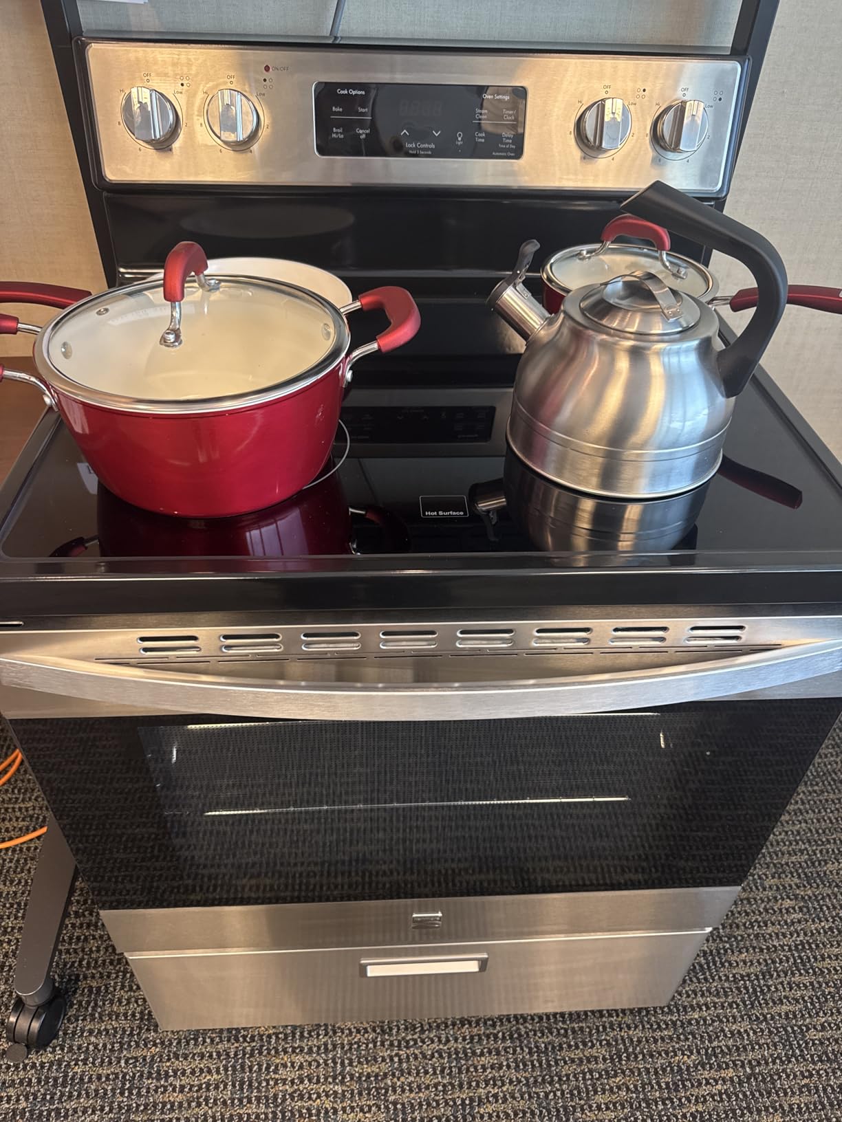 Kenmore 5.2 cu ft. Rear Control Electric Range - Black | 4 Cooktop Elements - Steam Clean Oven & Hidden Bake for Easy Cleaning - Ultra-Durable Chrome Racks & Storage Drawer customer photo 2