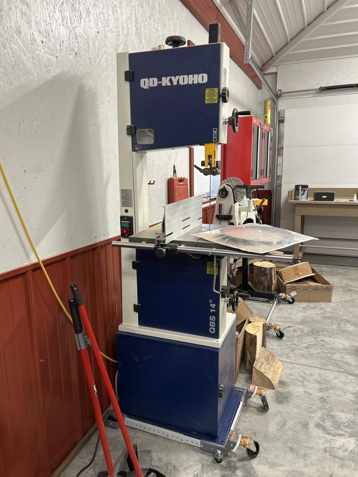 Band Saw, 10-Inch Bandsaw for Woodworking, 1515 & 3280 FPM Dual-Speed Bandsaw, 1/2 HP, 120 V 5.3-Amp Motor, Band Saws with Double-Sided Fence Assembly, Steel Bandsaws with Miter Gauge customer photo 2