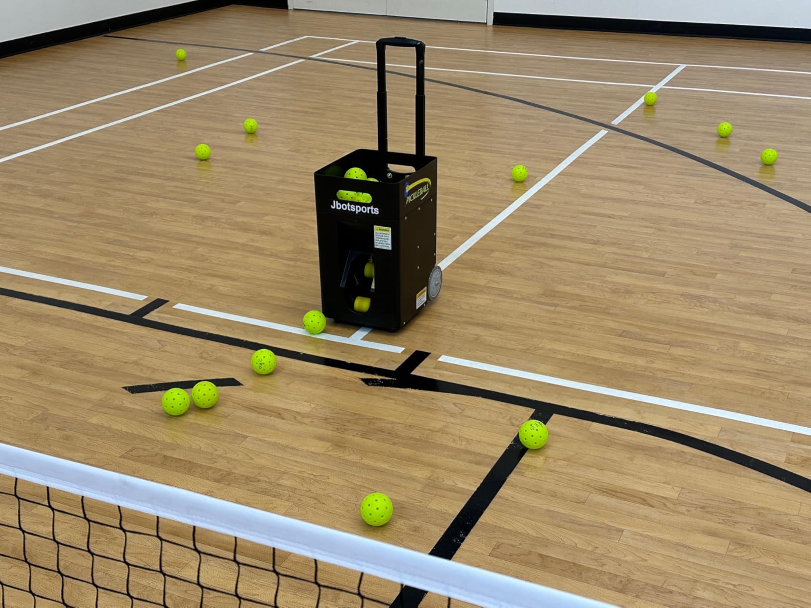 JP02 Portable Pickleball Machine - Swing,Spin Multiple Serve Modes Pickleball Trainer,Ball Thrower for Practice,Adjustable Speed, Elevation, and Frequency Pickleball Launcher customer photo 2