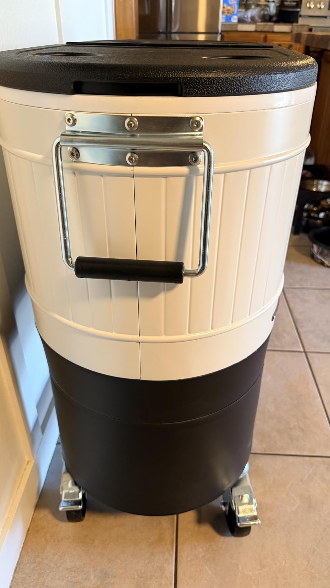 Permasteel Rolling Patio Cooler - Large Outdoor Ice Chest with Wheels, Beverage Cooler for Backyard, BBQ, Tailgate, Beach, Parties, Rustic Farmhouse Design customer photo 2