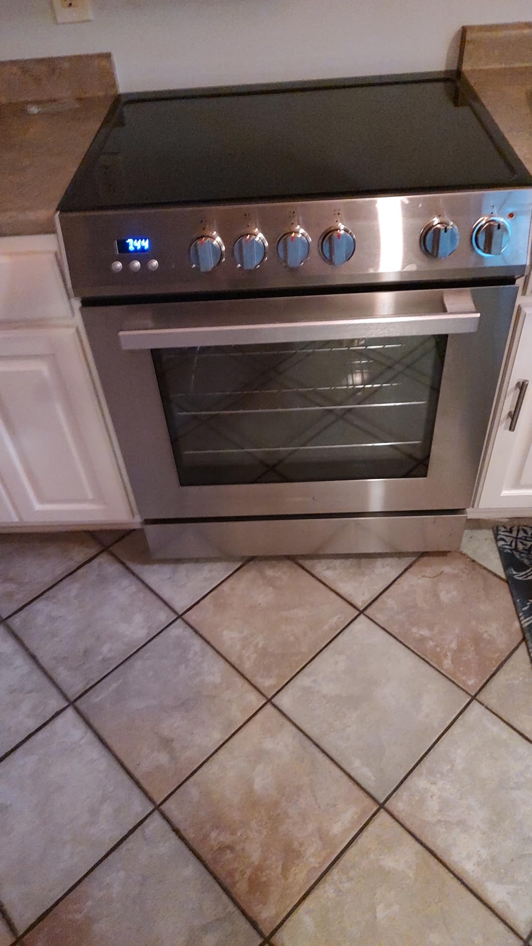 30 in. Stellar Coll 4.9 cu ft 4 Burner Electric Range Convection, Stainless | Cosmo COS-ERD304K Glass Cooktop, Dual Element Burners, 6 Oven Function, Display with Timer, Interior Lighting, Storage Drawer customer photo 1