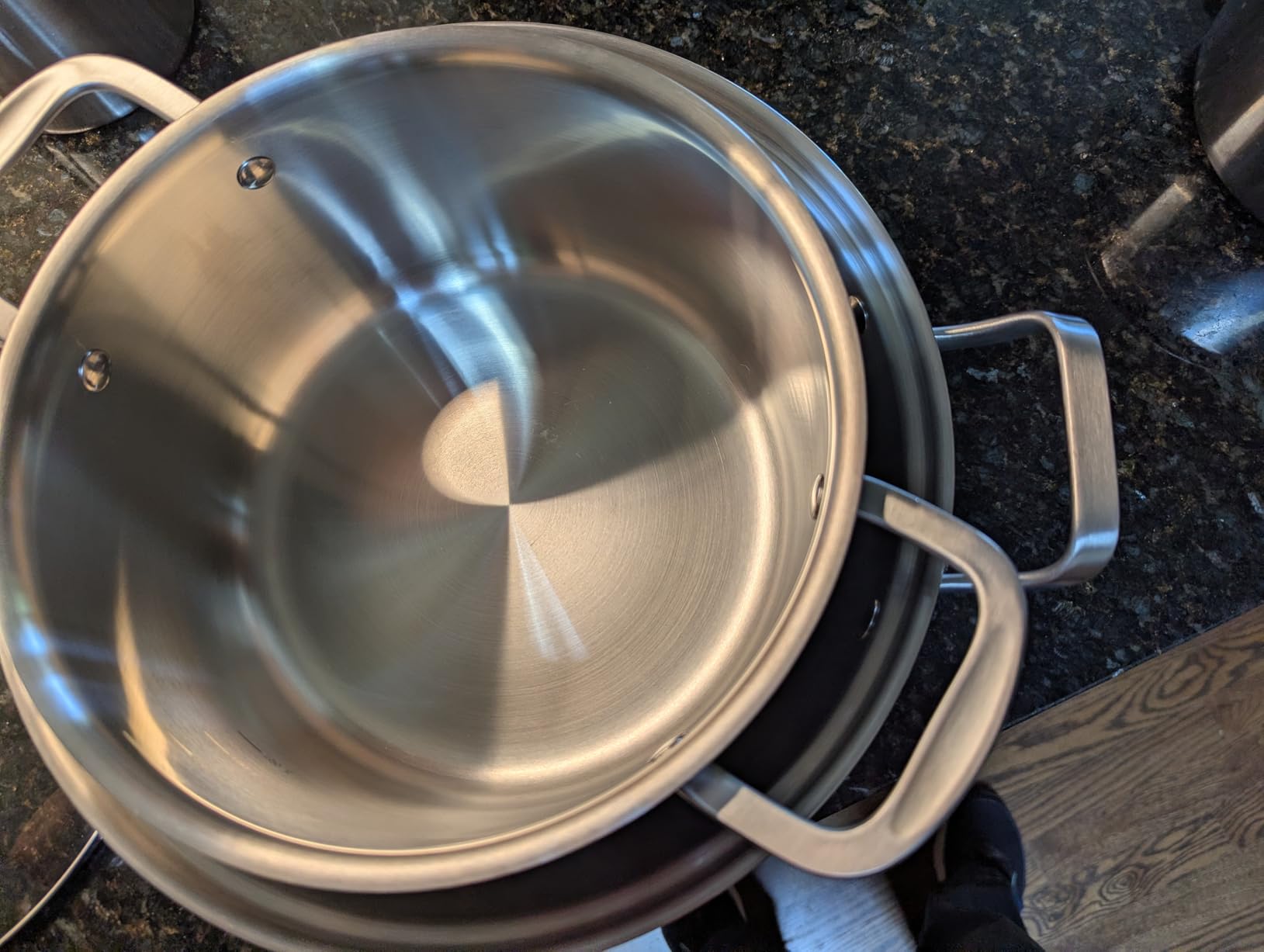 DELARLO 6.8QT Tri-Ply Stainless Steel Double-flavor Shabu Shabu Pot 12 inch | Everyday Pan with Lid, Kitchen Induction, Cooking Hot Pot, Oven Safe Stock Pot, Up to 600F customer photo 2