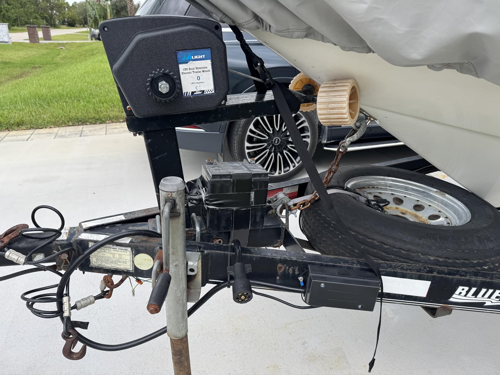 Nilight Boat Trailer Winch 3500 lbs Portable Electric Boat Winches 12 V DC Marine Winch with Remote Control and Hand Crank Power-in Freewheel Operation Waterproof Reversible Winch for Boat Trailer customer photo 1