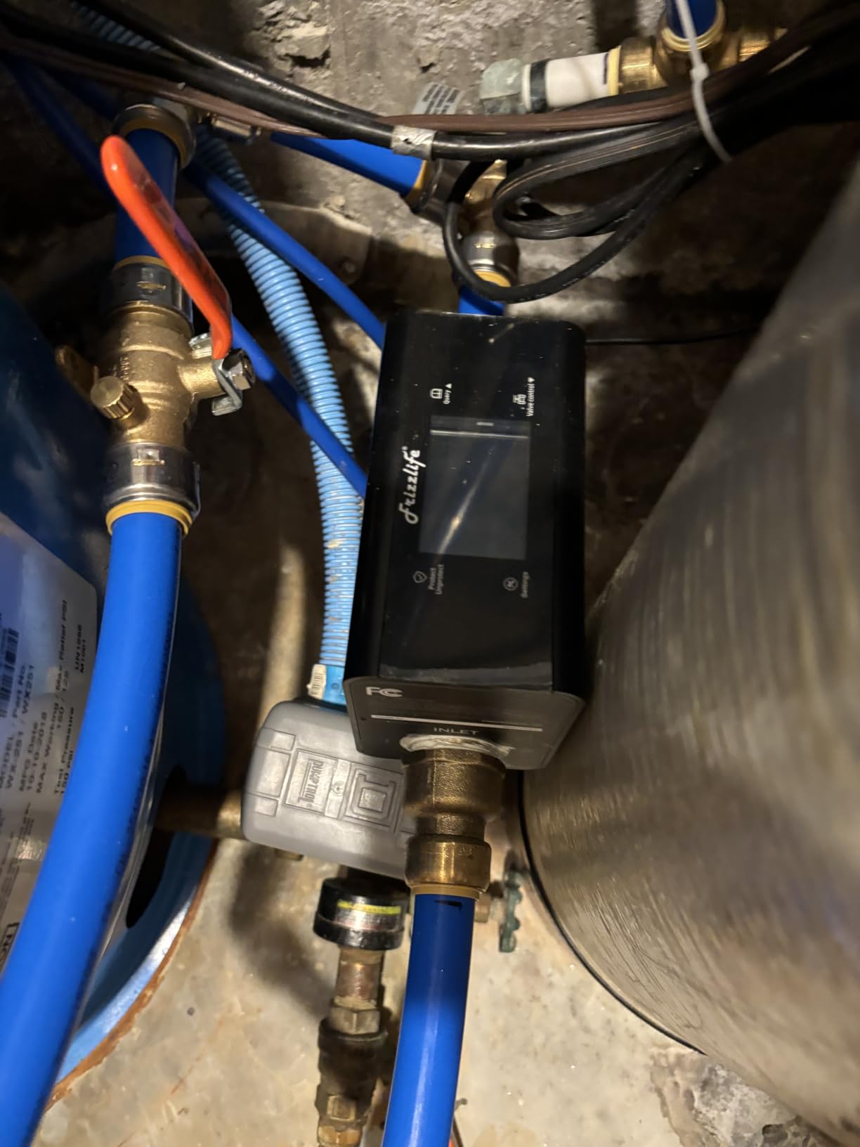 Frizzlife LP365 Smart Water Monitor and Automatic Shutoff Valve, 0.01GPM Ultrasonic Micro Leak Detection, App WiFi Remote Control, 3/4 and 1 Inch customer photo 2