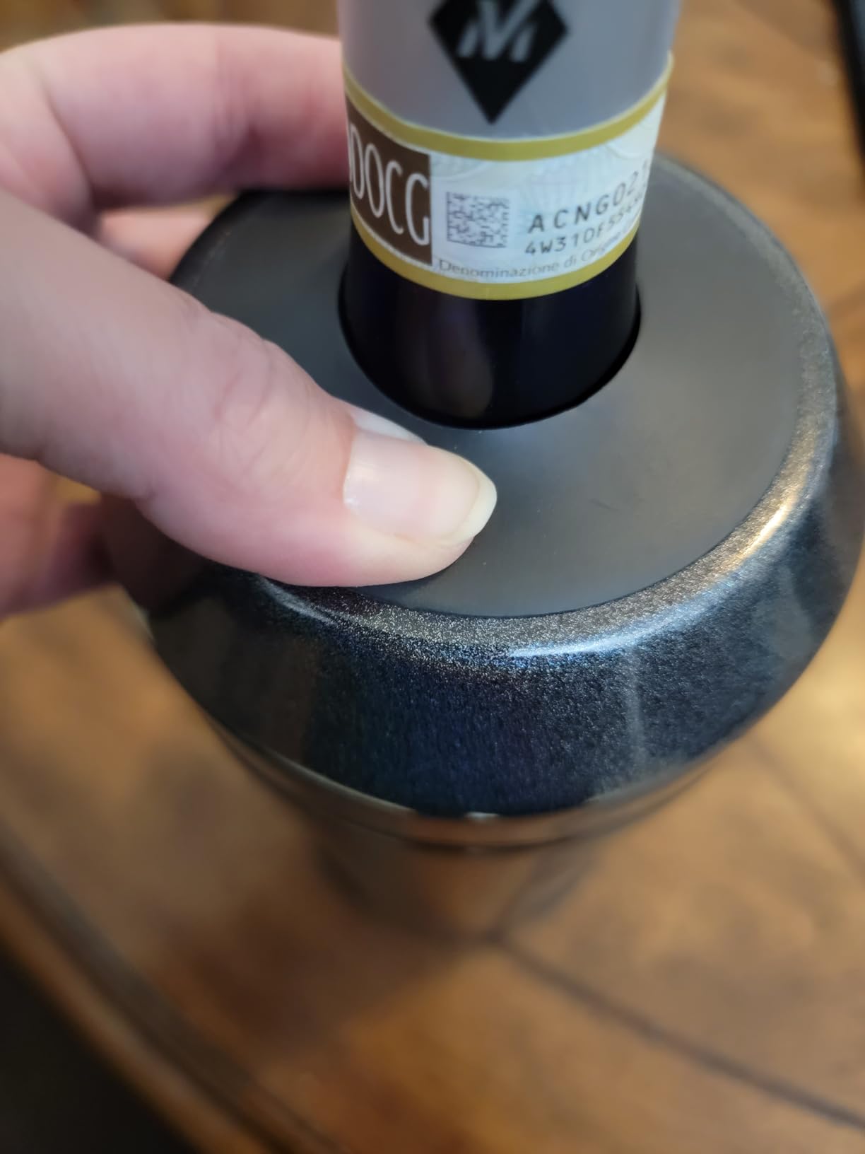 Wine Bottle Chiller Insulator Sleeve, Keeps Wine and Champagne Cold for 12 Hours, Vacuum Insulated Wine Bottle Cooler customer photo 1