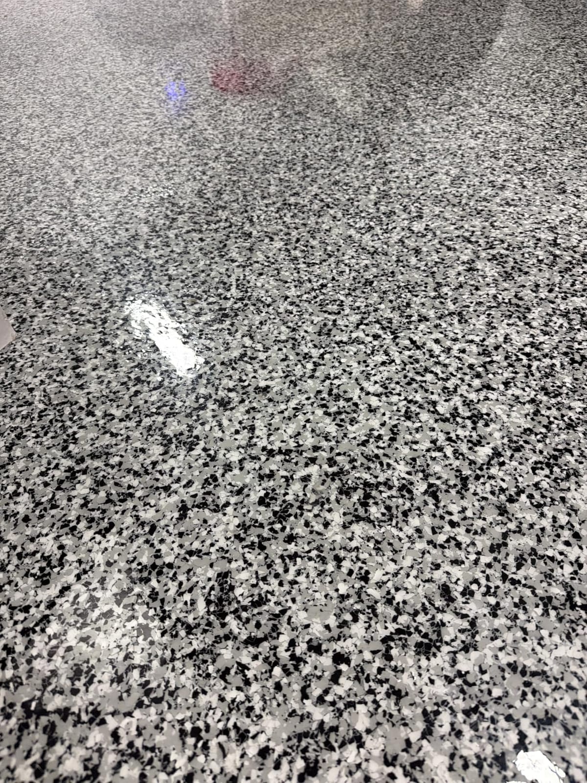 Epoxy Resin Coating 3 Gallon Kit - Clear - Standard Cure Speed - for Floors, Counter Tops, Garages & More - 100% Solids - 2 Components - Self Leveling, Chemical Resistant, Solvent-Free customer photo 2