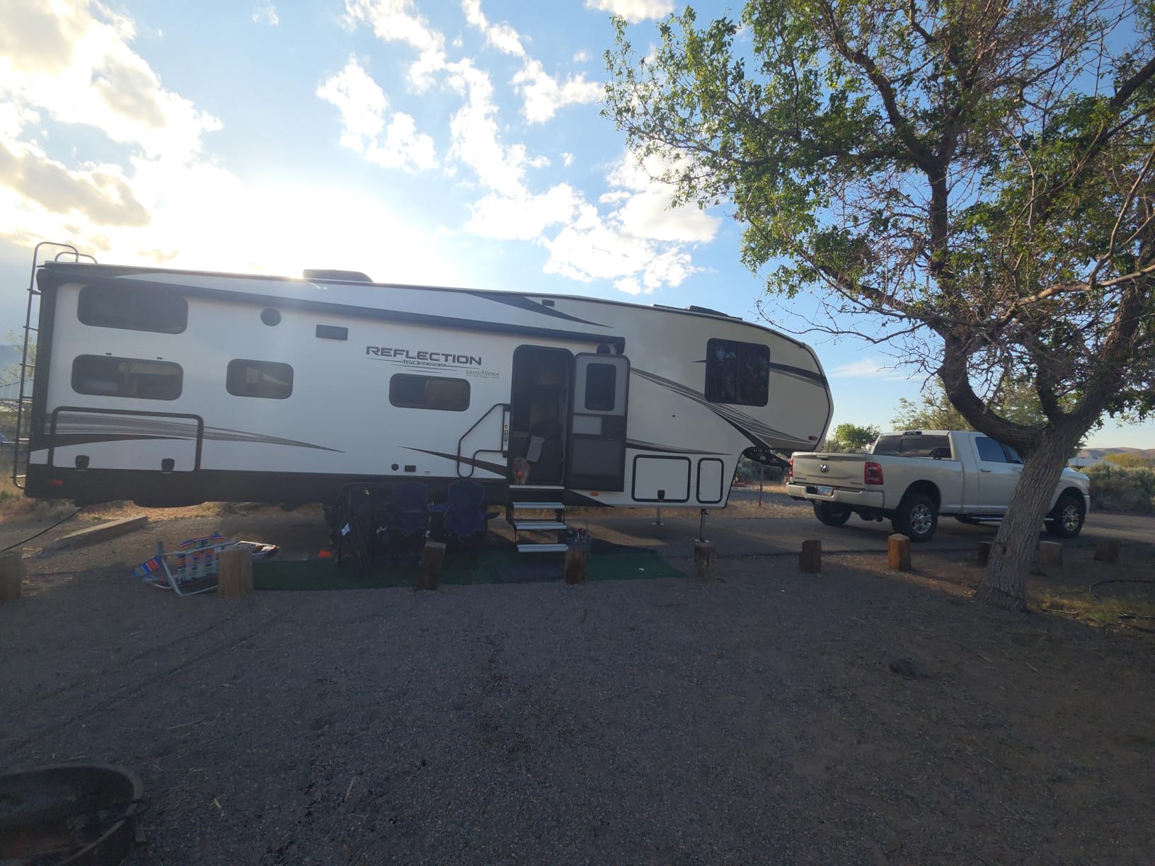 WEN 6800-Watt Dual Fuel RV-Ready Electric Start Portable Inverter Generator with Fuel Shut Off and CO Watchdog for Electric Vehicle Backup (DF680iX) customer photo 2
