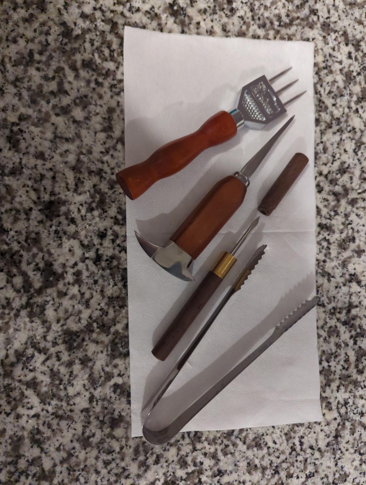 4Pcs Ice Pick Set Stainless Steel Ice Chipper with Wood Handle Bartender | Ice Crusher with Tong Ideal for Bars, Kitchen and Carving Craft Art customer photo 1