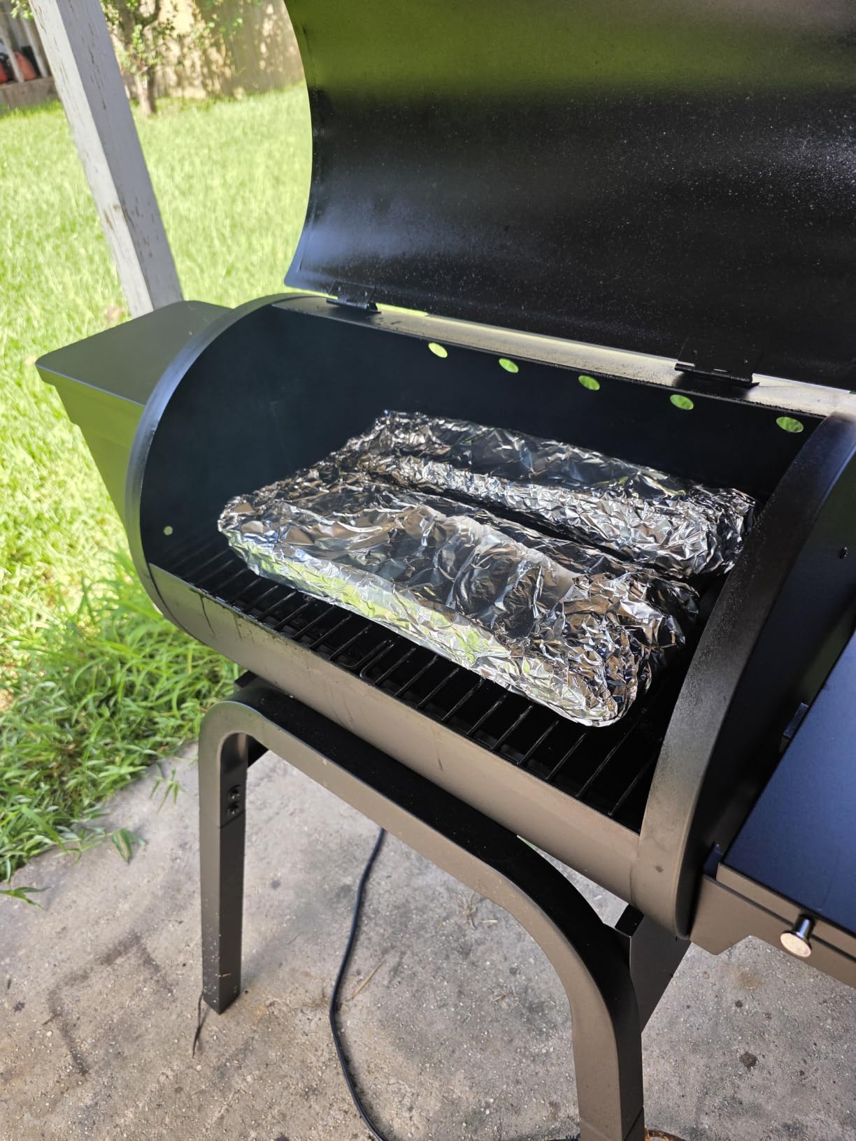 Brisk It Zelos-450 Wood Pellet Grill & Smoker, 450 Sq In, WiFi and A.I. | 7-in-1 BBQ Versatility With Waterproof Cover, App Control, Auto Cooking, PID Controller, 500°F Max, 12 lb hopper, Meat Probe customer photo 1