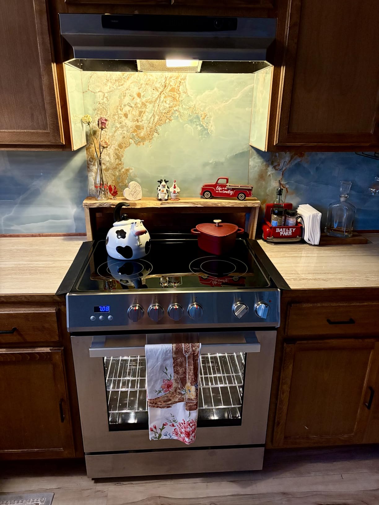 Cosmo COS-ERD304K-BK 30 in. Stellar 4.9 cu. ft. 4 Burner Electric Range, Convection, Black with Glass Cooktop, Dual Element Burners, 6 Oven Functions customer photo 2