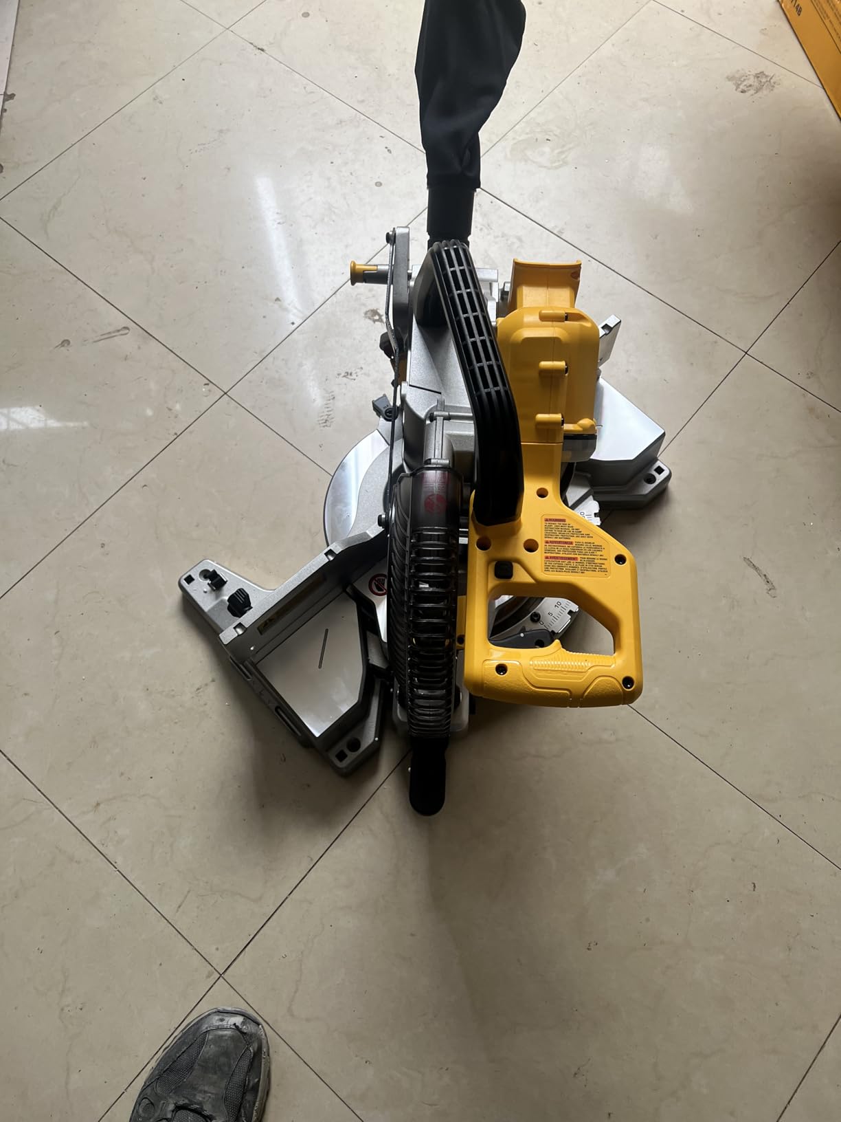 DEWALT 20V MAX XR 10 in. Double Bevel Fixed Miter Saw (Tool Only) (DCS714B) customer photo 2