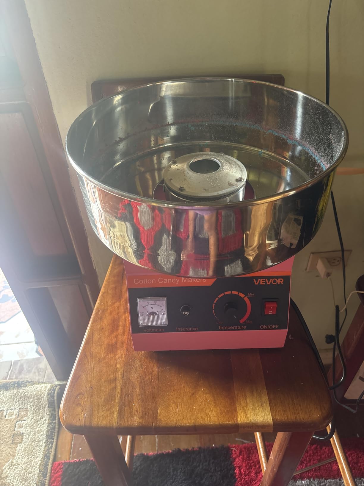 VEVOR Cotton Candy Machine Commercial, 1000W Electric Candy Floss Maker, Easy Use with 15 inch Stainless Steel Bowl and Sugar Scoop, Makes Hard Candy for Home Kids Birthday, Family Party, Pink customer photo 1