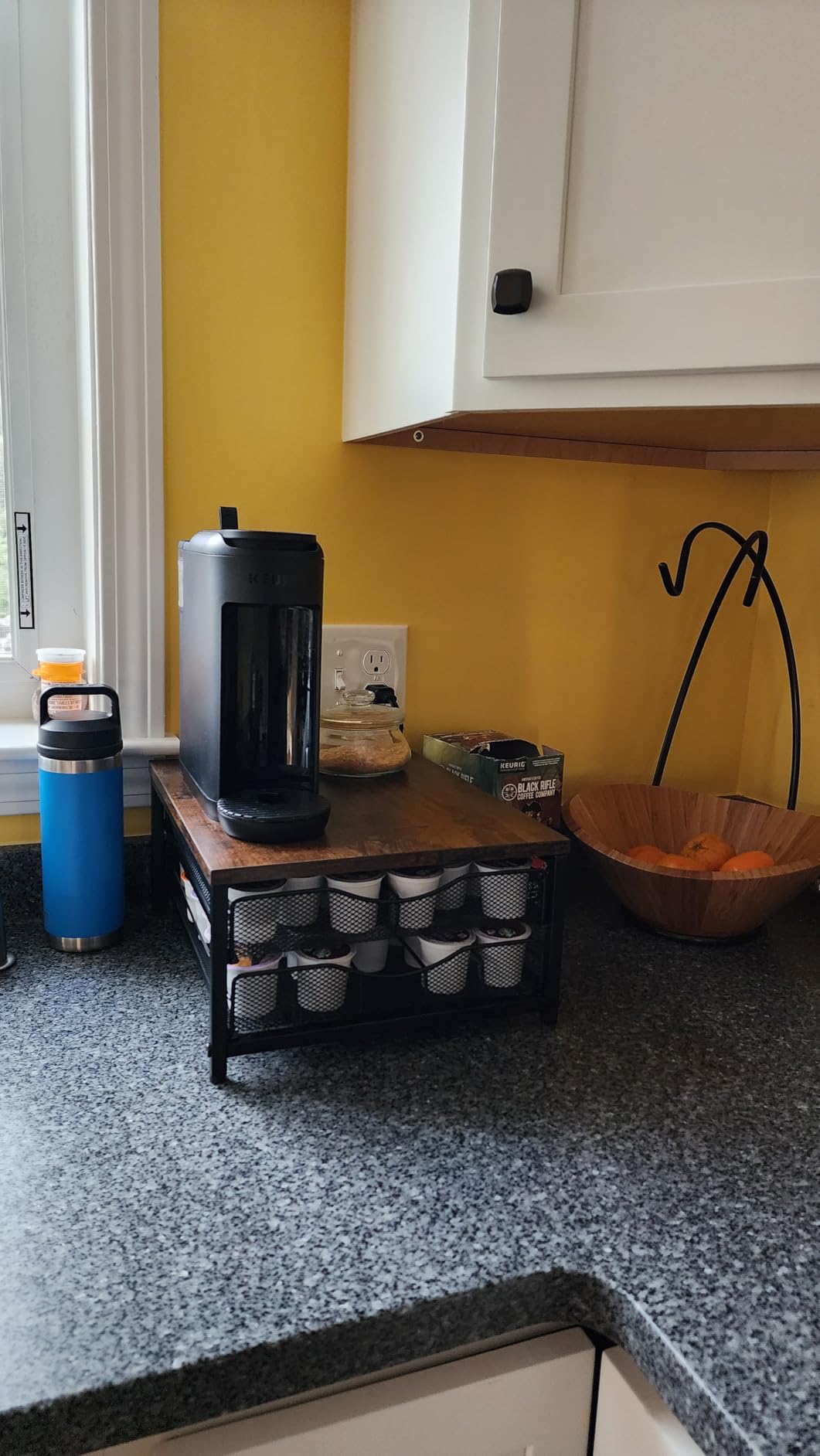K-Mini Mate Single Serve K-Cup Pod Coffee Maker, Brews Up to 12 oz Cup, Compact Portable Coffee Machine for Small Spaces, Great for Dorms & Offices, Black customer photo 1