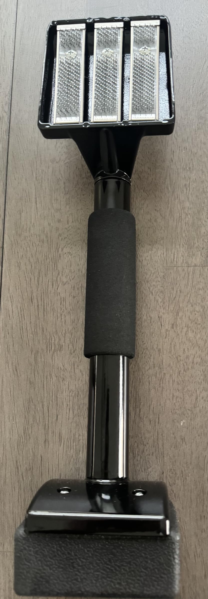 NATGAI Economy Carpet Knee Kicker 16-5/8