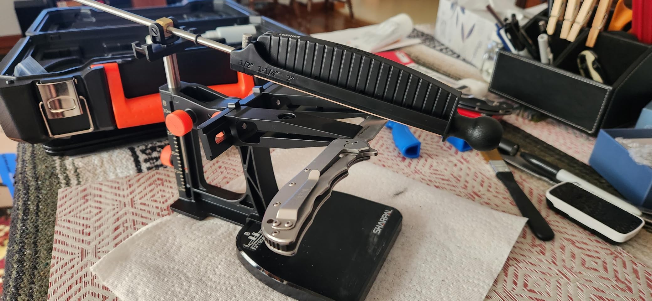 SHARPAL 202H Precision Knife Sharpening System, Adjustable Angle 10-35 deg | Knife Sharpener Kit, 7 Abrasive Plates (Diamond 220/325/600/1000, Whetstone 3000/6000, Leather Strop) and Giftable Carry Case customer photo 2