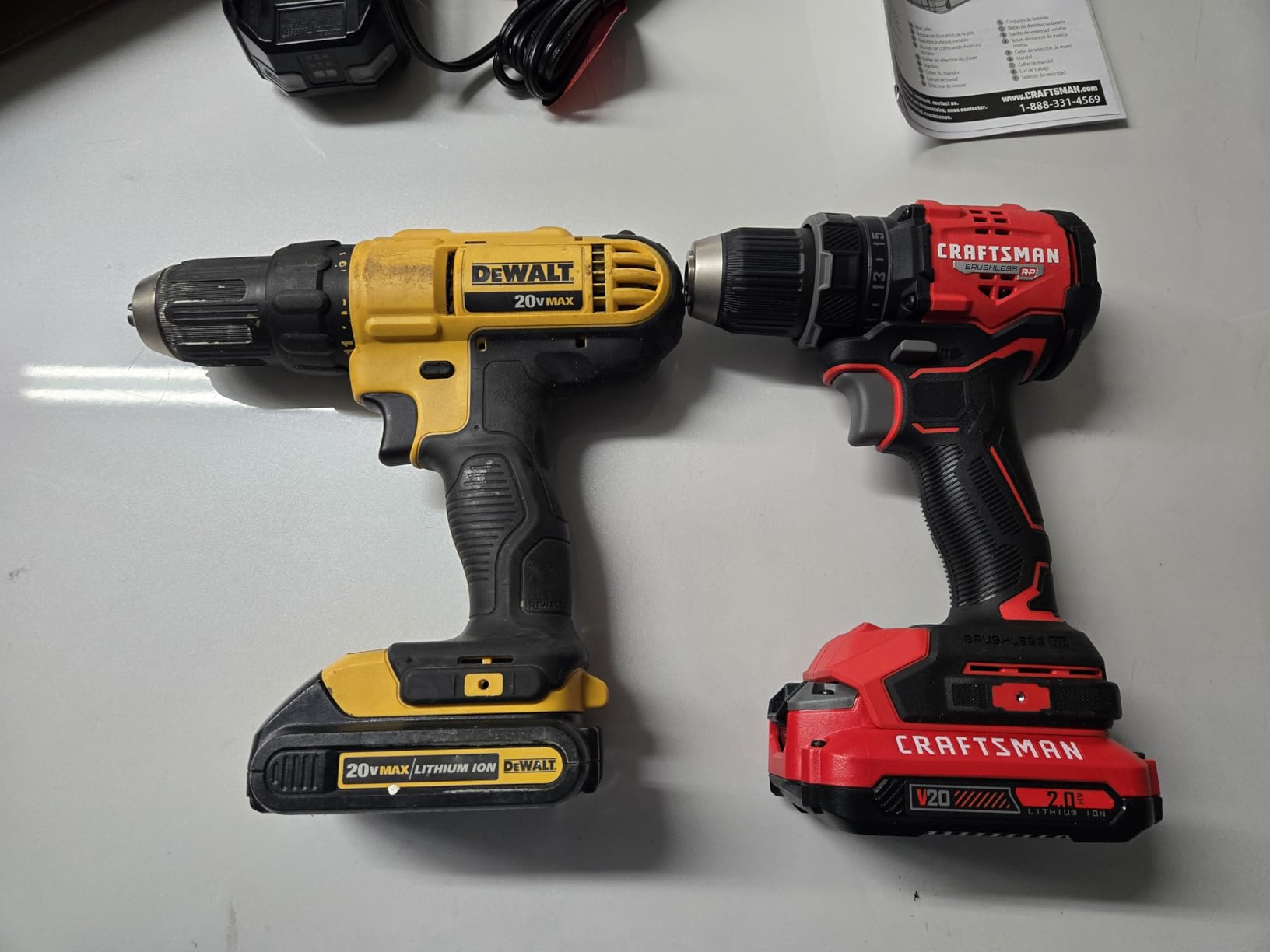 CRAFTSMAN V20 BRUSHLESS RP Compact Drill/Driver, Variable Speed Trigger, Built In LED, Includes Battery and Charger (CMCD714D1) customer photo 2