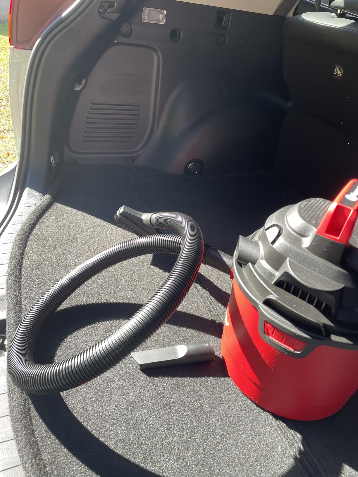 Vacmaster DVOM202P 1101 2.5-Gal 20V Cordless Portable Wet/Dry Vac Red customer photo 2