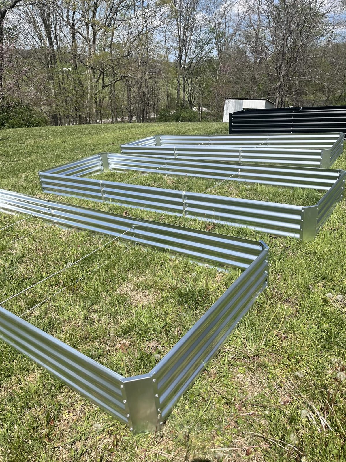 Land Guard 3 Pack 8x4x1ft Galvanized Metal Raised Garden Bed, Metal Planter Kit Box Outdoor for Deep-Rooted Vegetables, Flowers, Green and Herbs, Silver customer photo 2