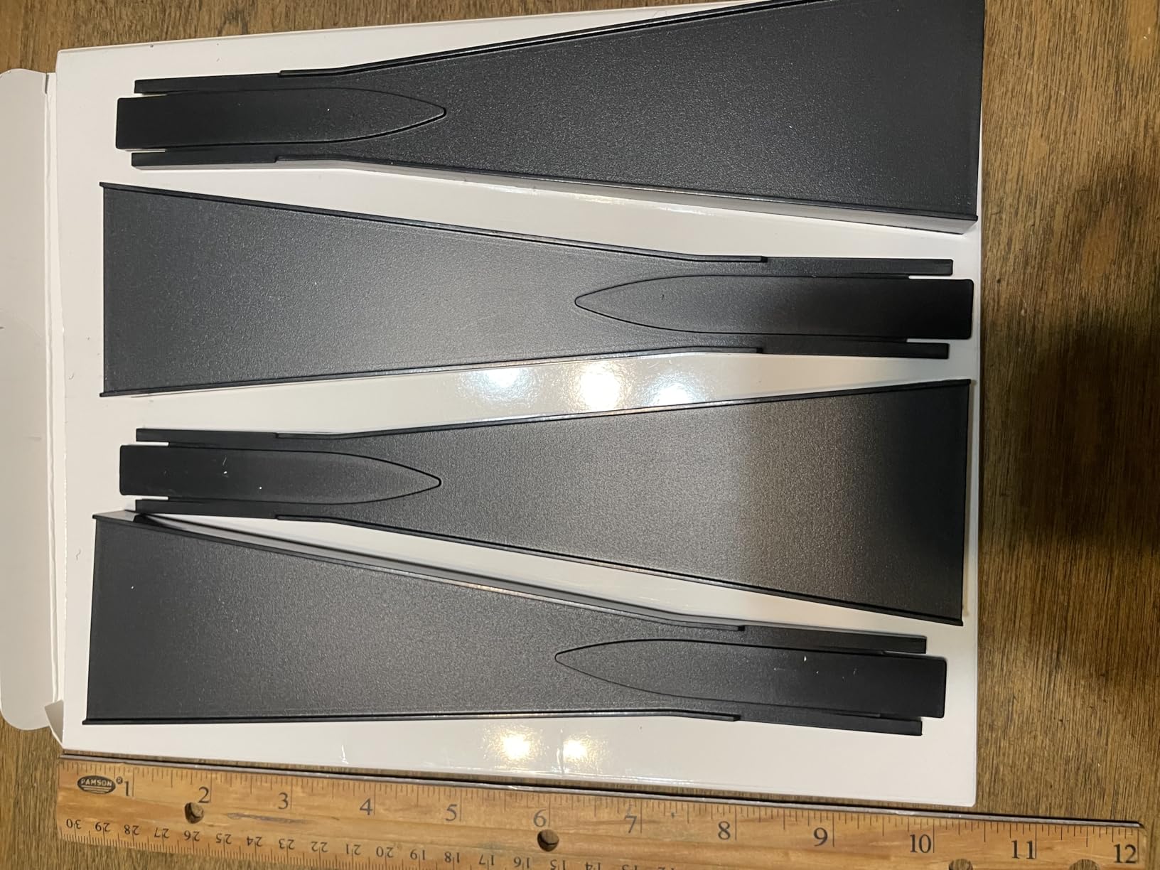 4 Pcs Ho Scale Track Rerailer Ho Scale Accessories | for Locomotives Rolling Stock, Derailment Recovery Tools, Black Plastic Wedge Design, Compatible with Ho Trains customer photo 1