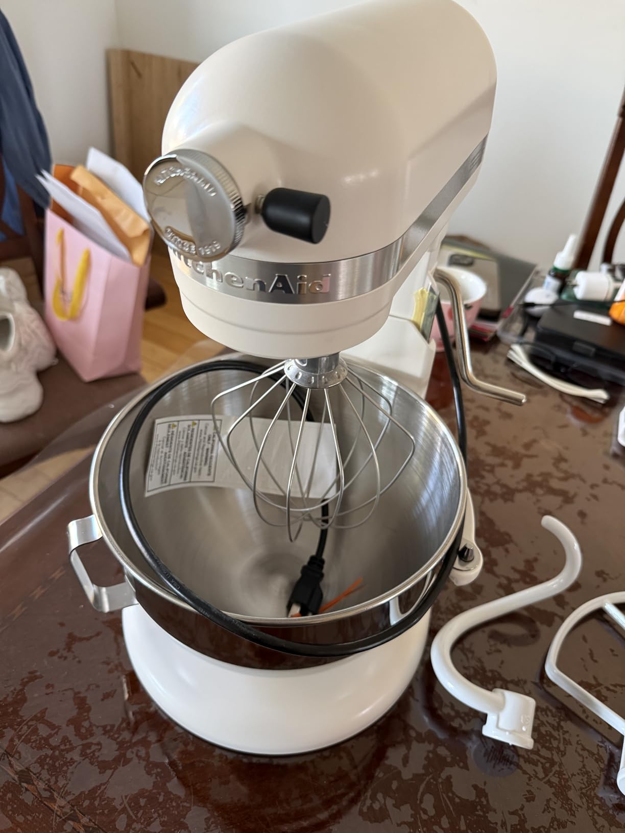 KitchenAid 5.5-Qt Bowl-Lift Stand Mixer, KSM55SXXX, Porcelain White customer photo 1