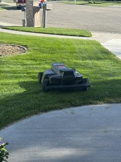 Segway Navimow X430 Robot Lawn Mower Wire Free, for up to 1 Acre, 4WD for 84% Slopes, Zero-Turn for Damage-Free Mowing, ORV-Tuned Lawnmower, MowMentum with 2 × 180W Motors, 0.75-4 in Cutting Height customer photo 1