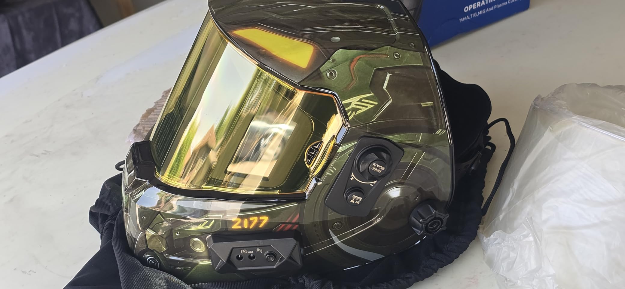 ANDELI Auto Darkening Welding Helmet with 2 Lights, Digital Shade Control | 7.2 x 3.2 in Panoramic View, Motion-Sensor LED, One-Touch Grind, 1500mAh Rechargeable Battery, True Color, Shade 3/5-9/9-13 customer photo 1
