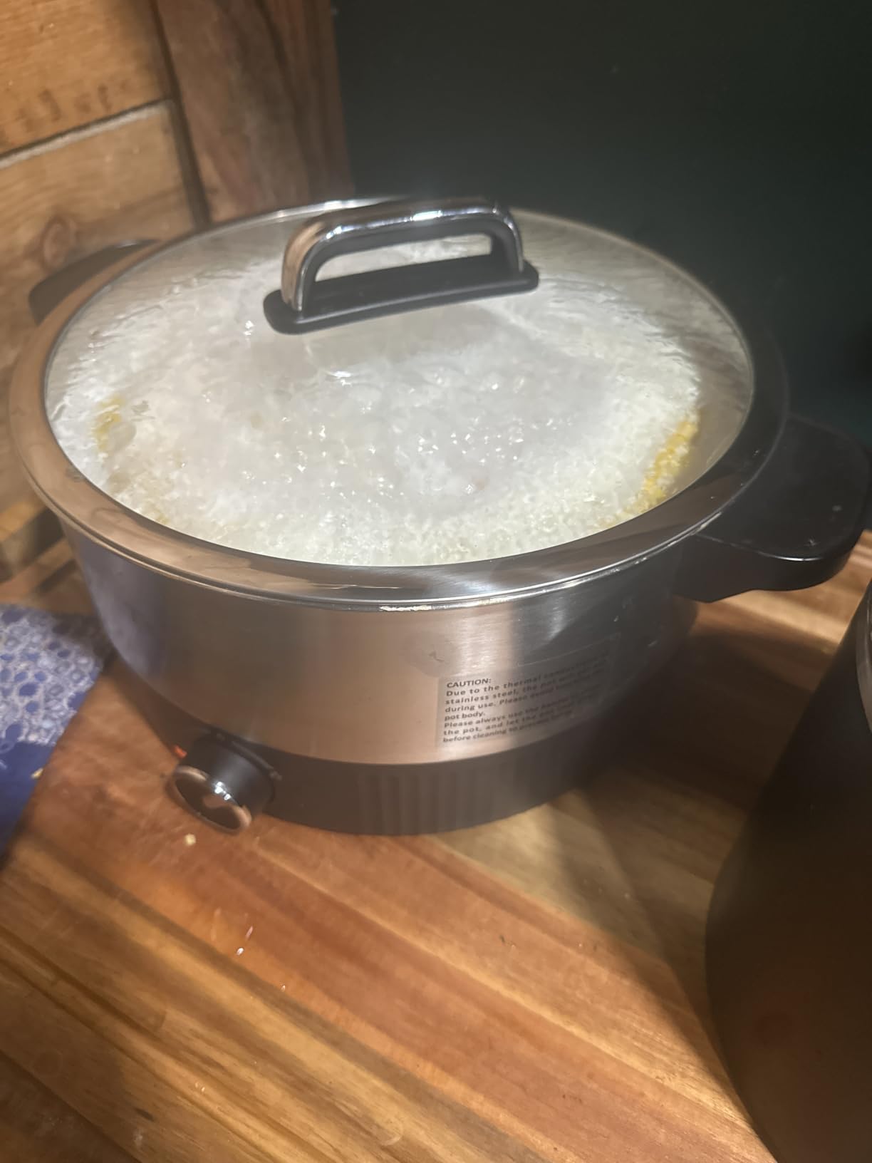 TOPWIT 4.5L Hot Pot Electric, Stainless Steel Electric Pot with Dual Power | 1200W Fast Heating, Electric Hot Pot for Cooking Hotpot, Soup, Pasta, Perfect for Family Dinner & Party, Black customer photo 1
