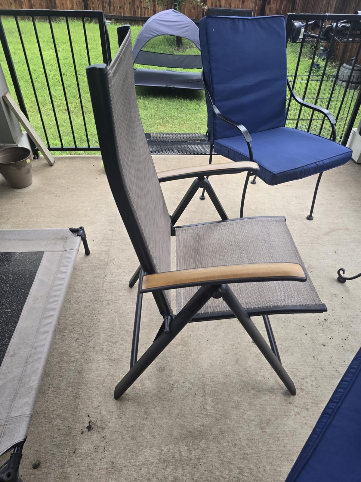 Pellebant 11PCS Outdoor Dining Set for 10, Aluminum Table & Foldable Chair | Foldable Chairs with 8 adjustable angles, 94''Aluminum Table with Umbrella Hole, Weather-Resistant Furniture customer photo 1