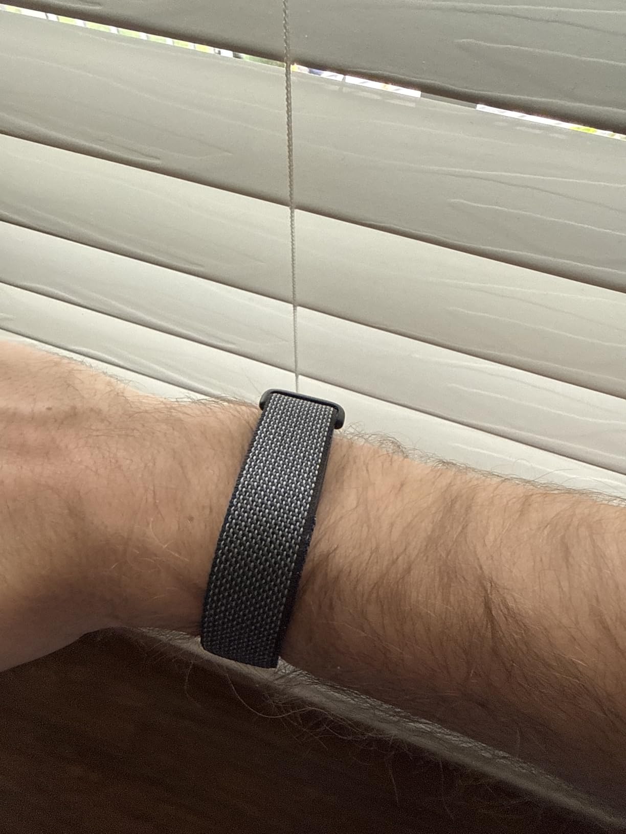Fitbit Google Air - Screenless Activity Tracker - Obsidian | Fitness, heart rate, & sleep tracking, personalized AI-powered coaching, up to 7 days' battery life, works with iOS & Android customer photo 2