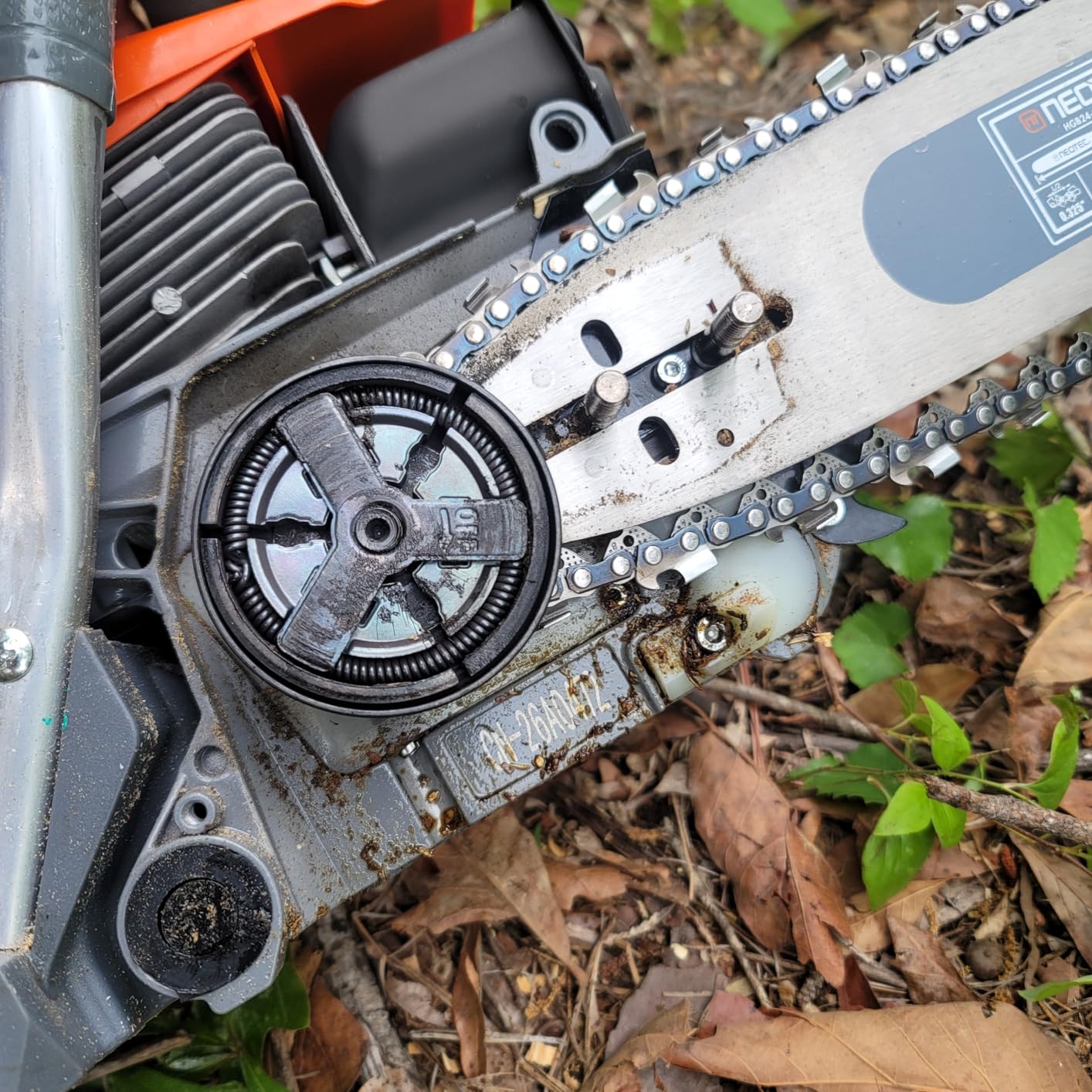 58cc Gas Chainsaw 2.8HP Gas Powered Chain Saw 18 20 Inch Guide Bar 2-Cycle Petrol Motosierra De Gasolina, Heavy Duty Handheld Chainsaw for Tree Cutting Firewood Logging customer photo 2