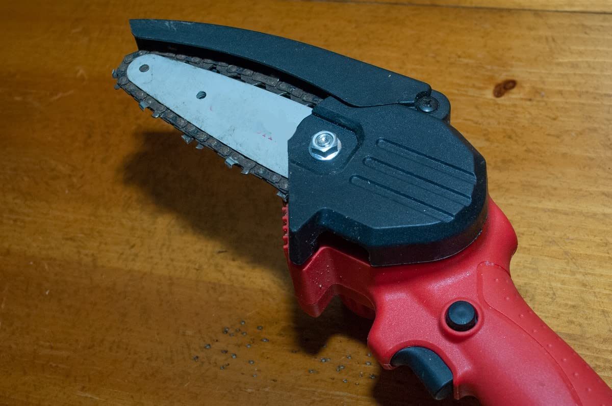 NS892V1 92cc Gas Powered Chainsaw 28