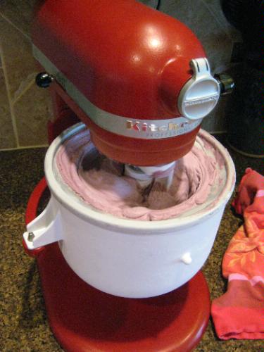 KitchenAid Ice Cream Maker Attachment - Excludes 7, 8, and most 6 Quart Models, Fits 5 to 6 quart Mixers customer photo 2