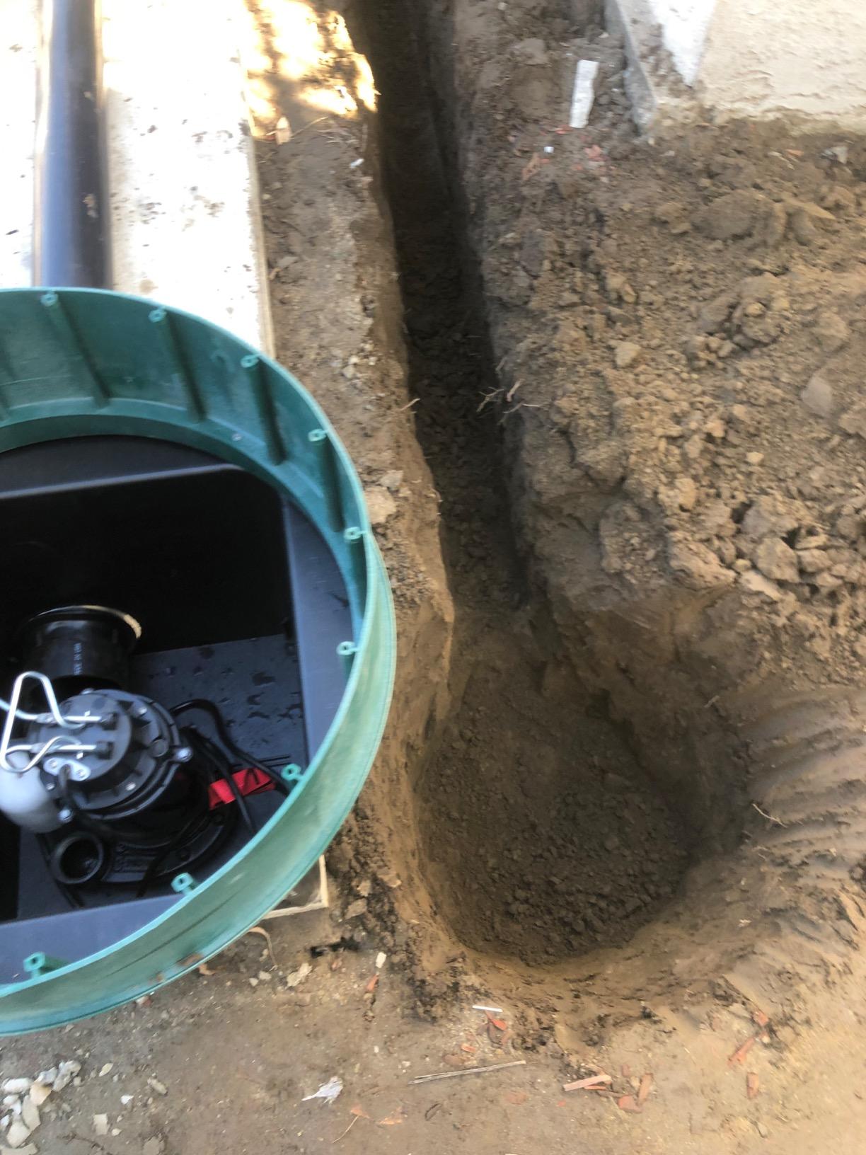WAYNE CDU790 1/3 HP Submersible Cast Iron and Stainless Steel Sump Pump - 4,600 GPH customer photo 1