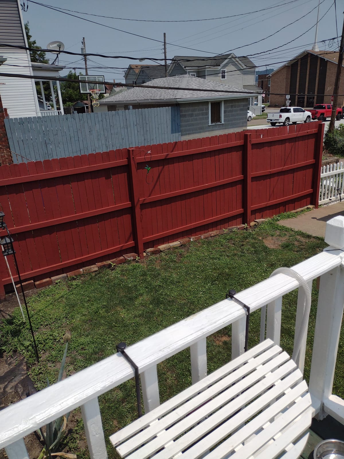 1 Gallon White Exterior Barn & Fence Latex Paint 18-3121-70 GL customer photo 1