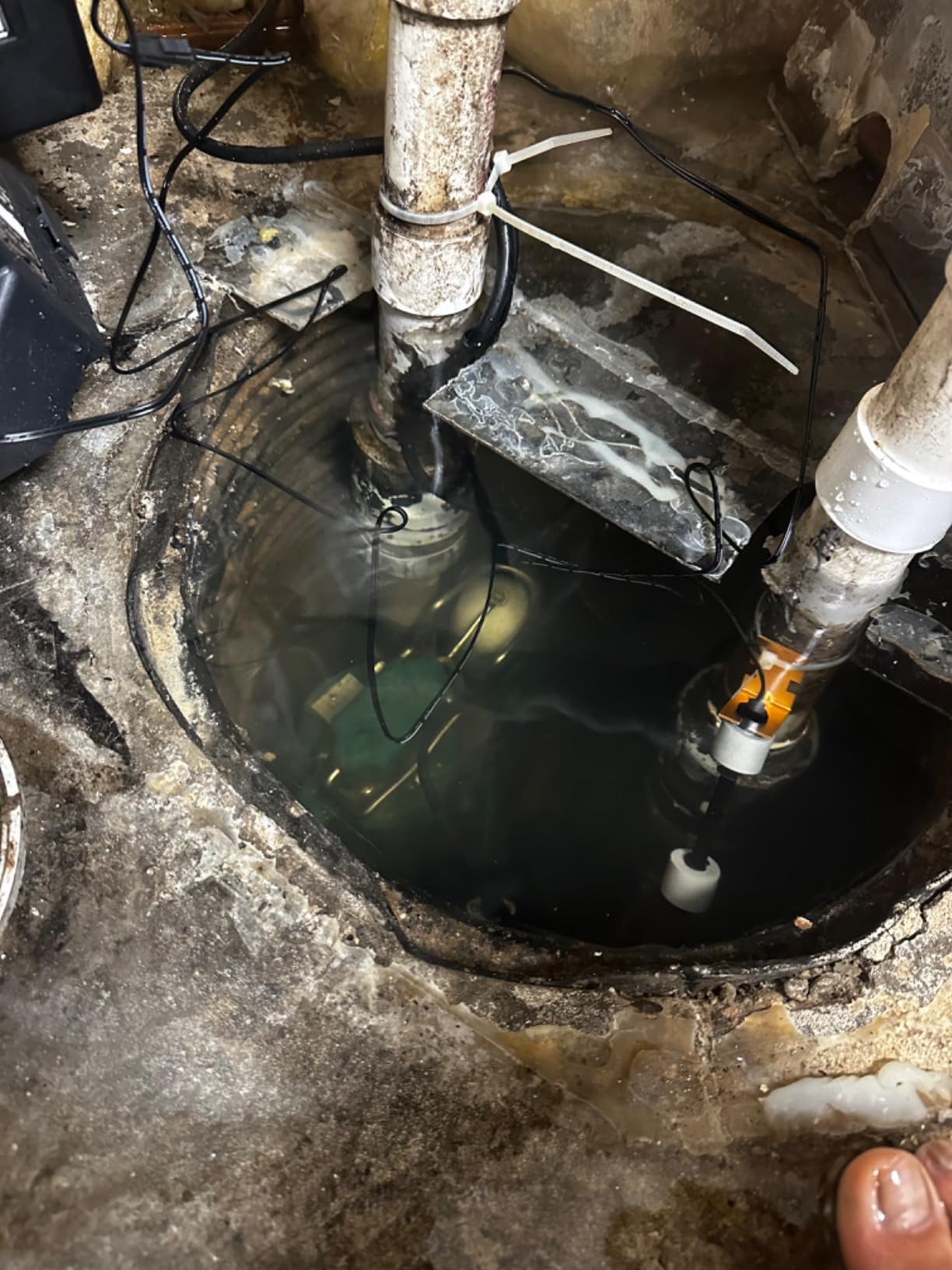 The Basement Watchdog Special CONNECT Battery Backup Sump Pump System (BWSP) - 2,890 GPH customer photo 1