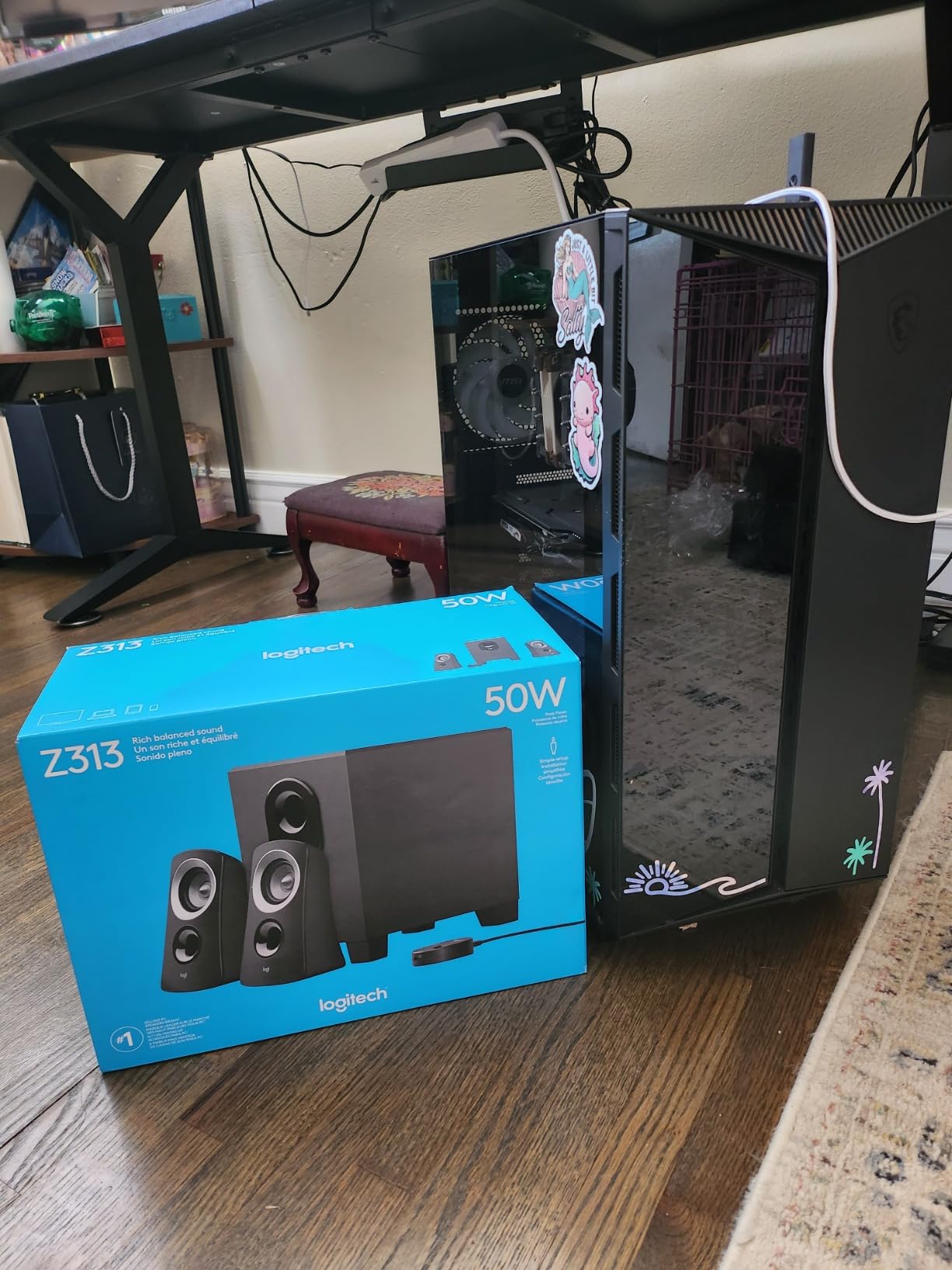 Logitech Z313 2.1 Multimedia Speaker System with Subwoofer - Black customer photo 1