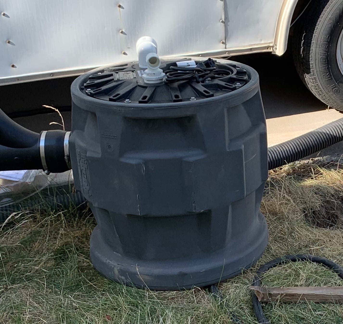 Liberty Pumps P382LE51 1/2-Horse Power 24 by 24-Inch Pro380 Series Simplex Sewage System customer photo 2