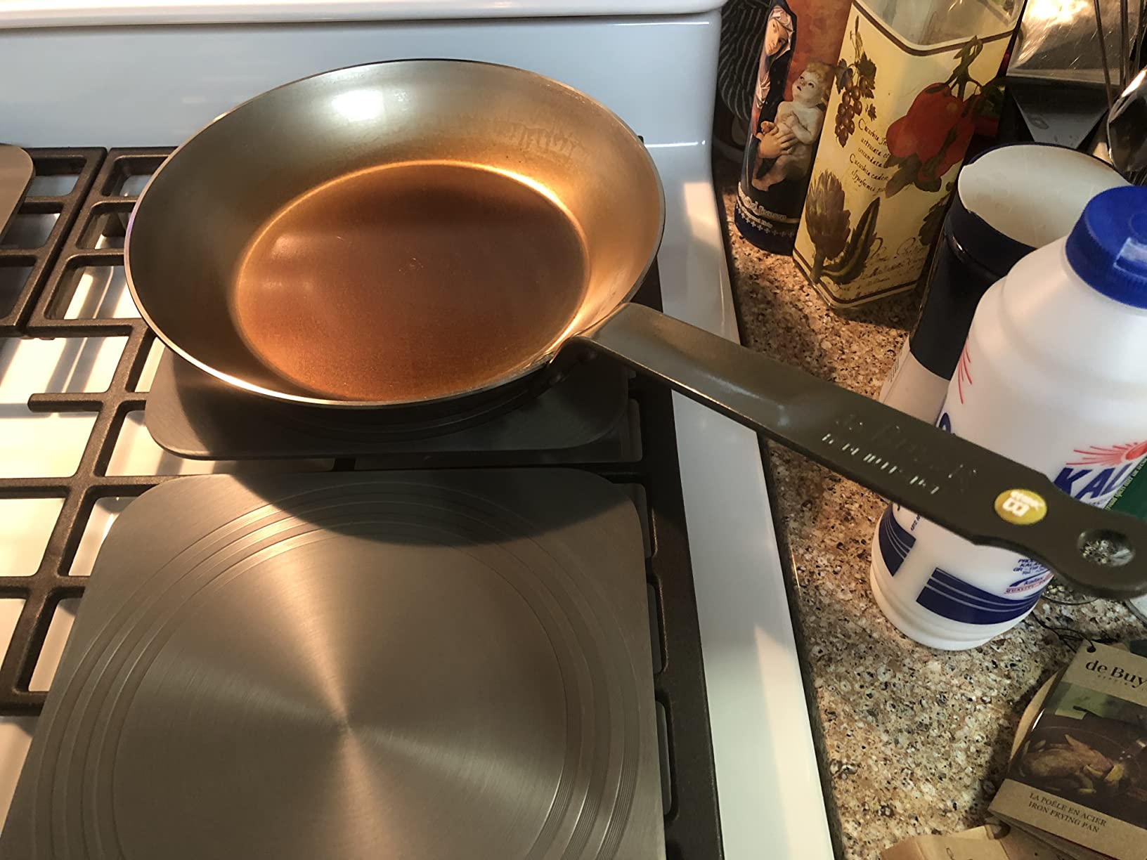 de Buyer MINERAL B Carbon Steel Fry Pan - 8” Diameter, 5.5” Cooking Surface - Ideal for Searing, Sauteing & Reheating - Naturally Non-Stick Finish - Made in France customer photo 1