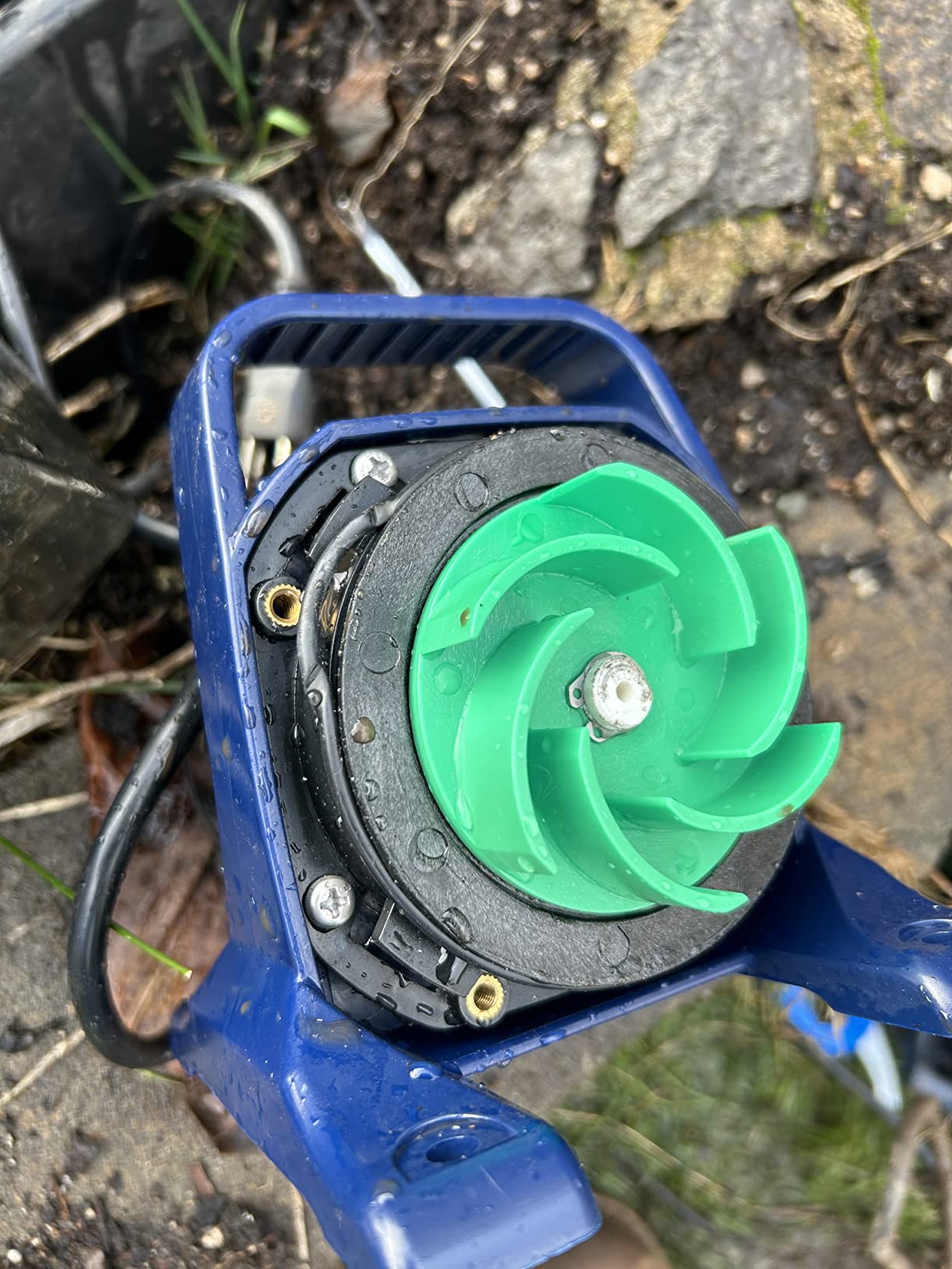 Alpine Corporation PAL3100 | 3100 GPH Submersible Water Pump with 33-ft Cord - Quiet 276W Motor, 21.5-ft Lift - Multi-Angle Flow for Ponds, Waterfalls & Fountains - Durable & Efficient customer photo 1