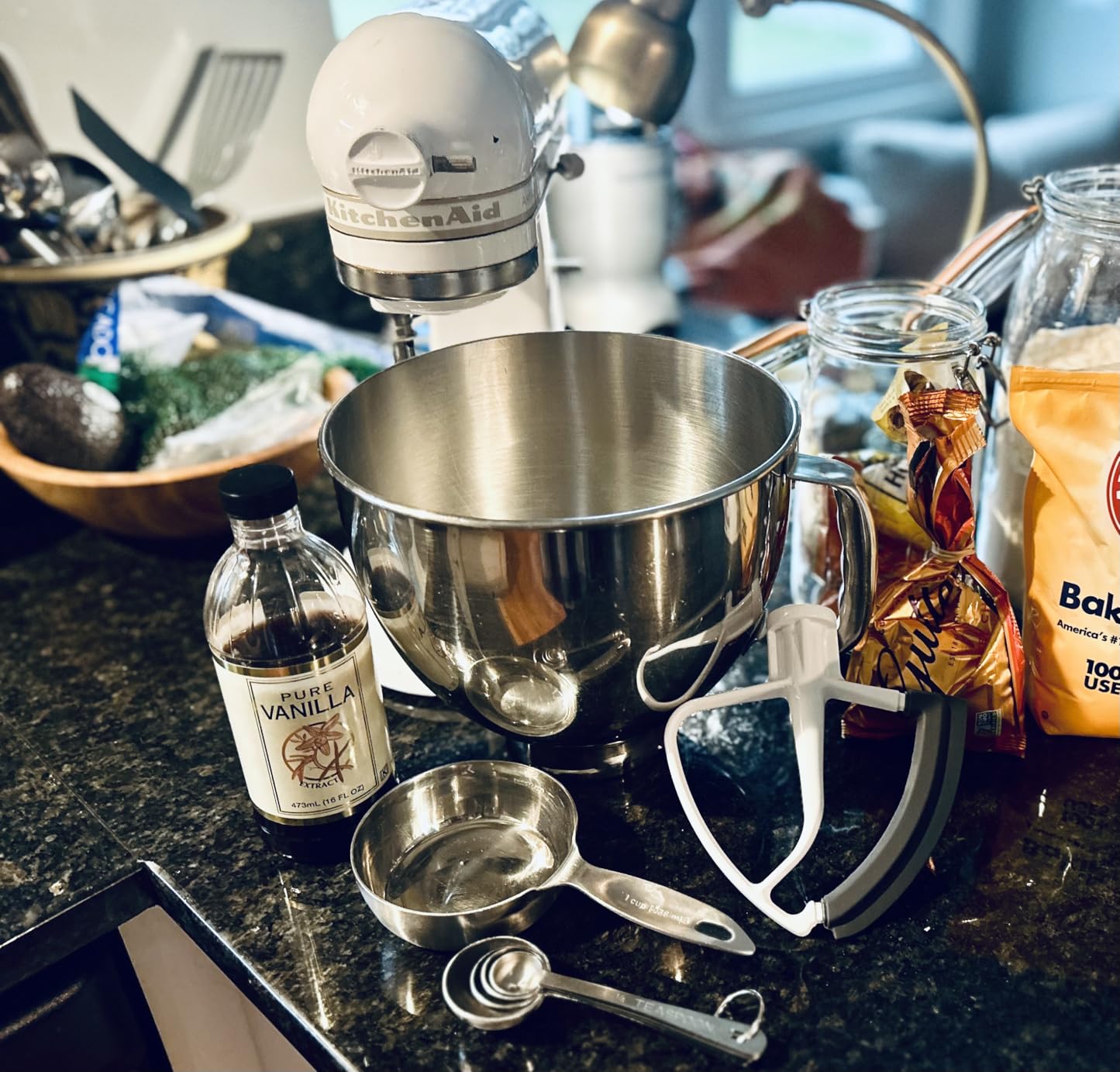 KitchenAid KFE5T Flex Edge Beater for 4.5/5 Quart Tilt-Head Mixers, White | Compatible with 4.5 or 5 Q KitchenAid Tilt-Head Mixers, Flexible silicone Scraper, Dishwasher-safe customer photo 2