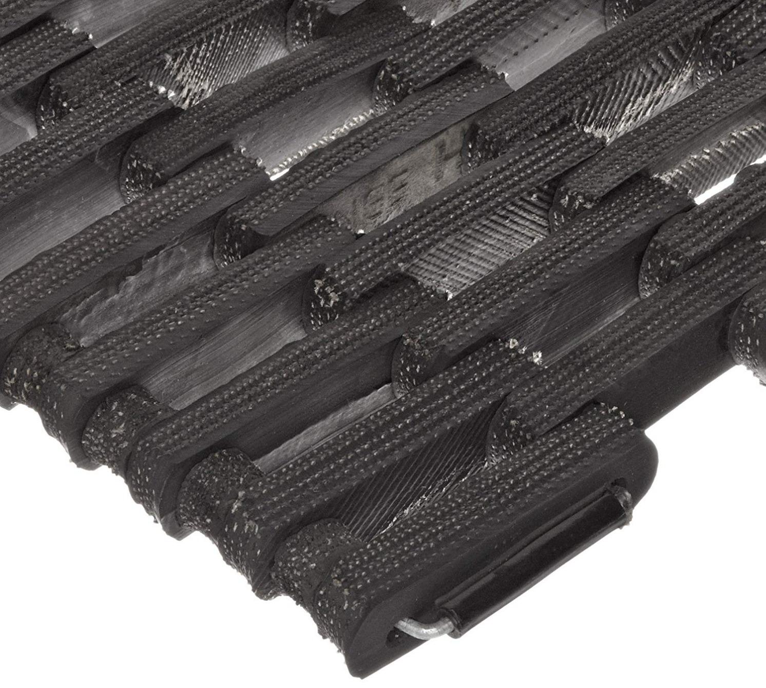 Durable Corporation Durite Outdoor Entrance Mat, Recycled Rubber Tire-Link Doormat, Heavy Duty Straight Weave Drainage Mat, Black, 17