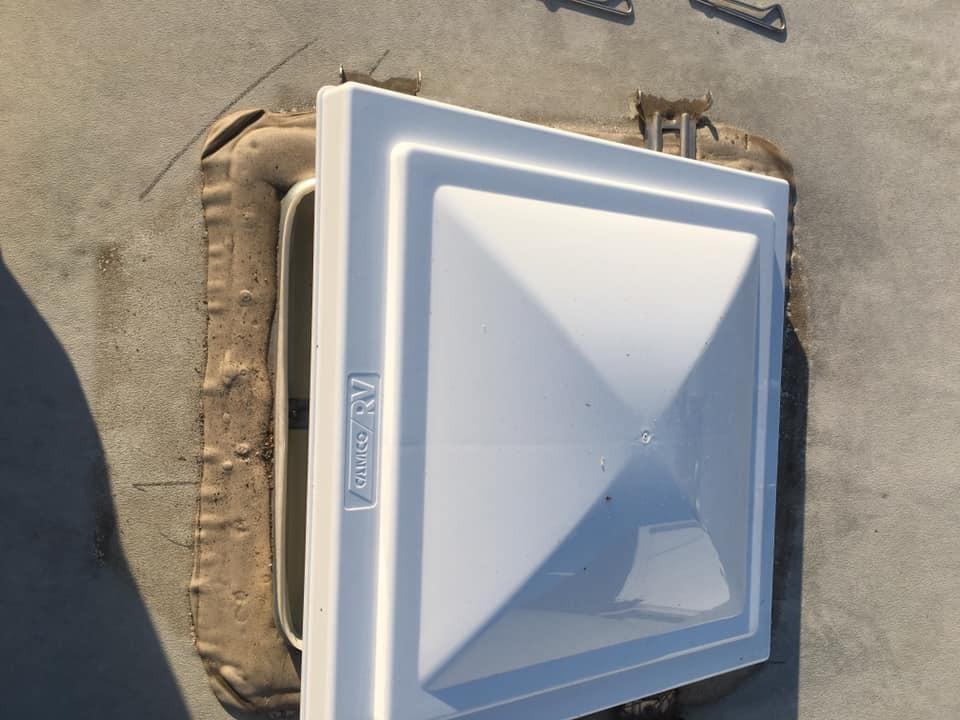 MAXXAIR Maxxfan Plus High Powered 10-Speed RV Intake and Exhaust Fan - Manual or Remote Control Electric Opening, Easy Ceiling Controls, Rain Sensor with Automatic Lid Closure, Smoke (00-04500K) customer photo 2