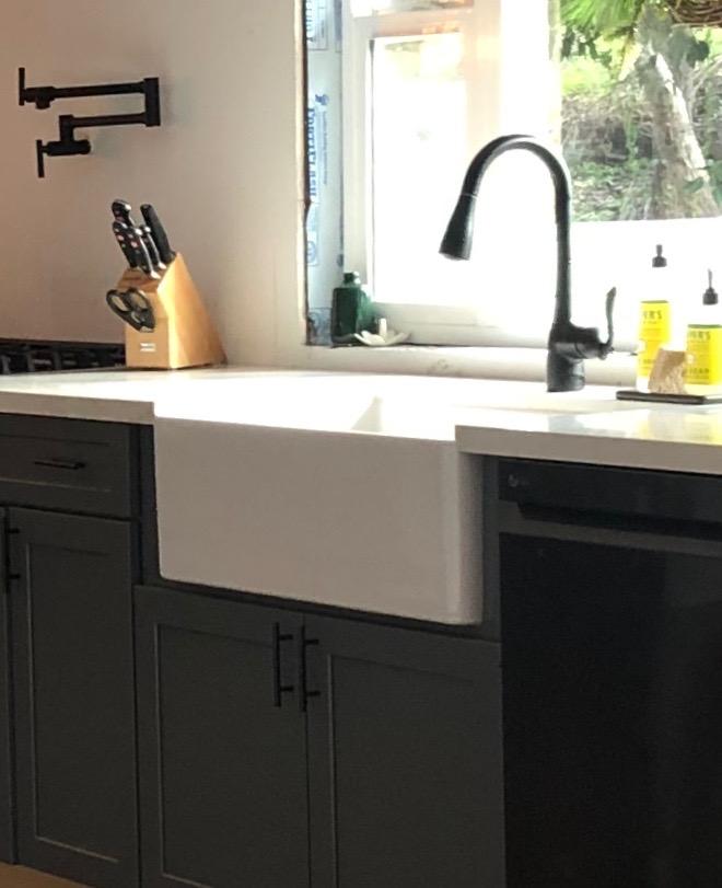 Moen Arbor Matte Black One-Handle Pulldown Kitchen Sink Faucet Featuring Power Boost and Reflex Docking System, Black Kitchen Faucet with Pull Down Sprayer, 7594BL customer photo 1