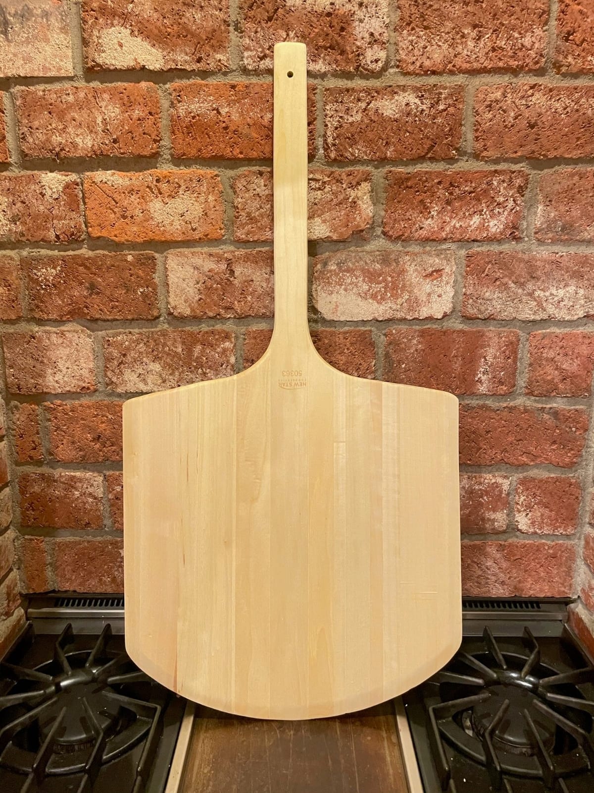 New Star Foodservice 50295 Restaurant-Grade Wooden Pizza Peel, 16