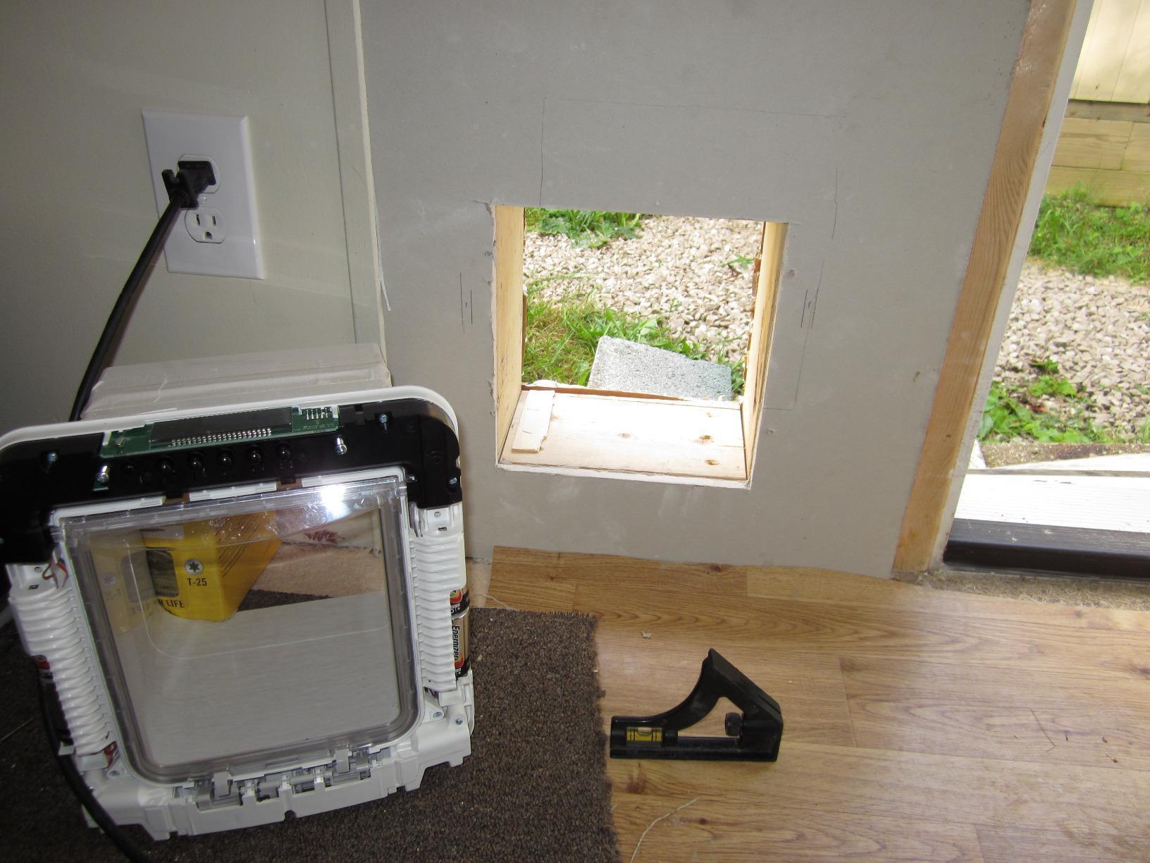 SureFlap-Sure Petcare Microchip Pet Door (White) customer photo 1