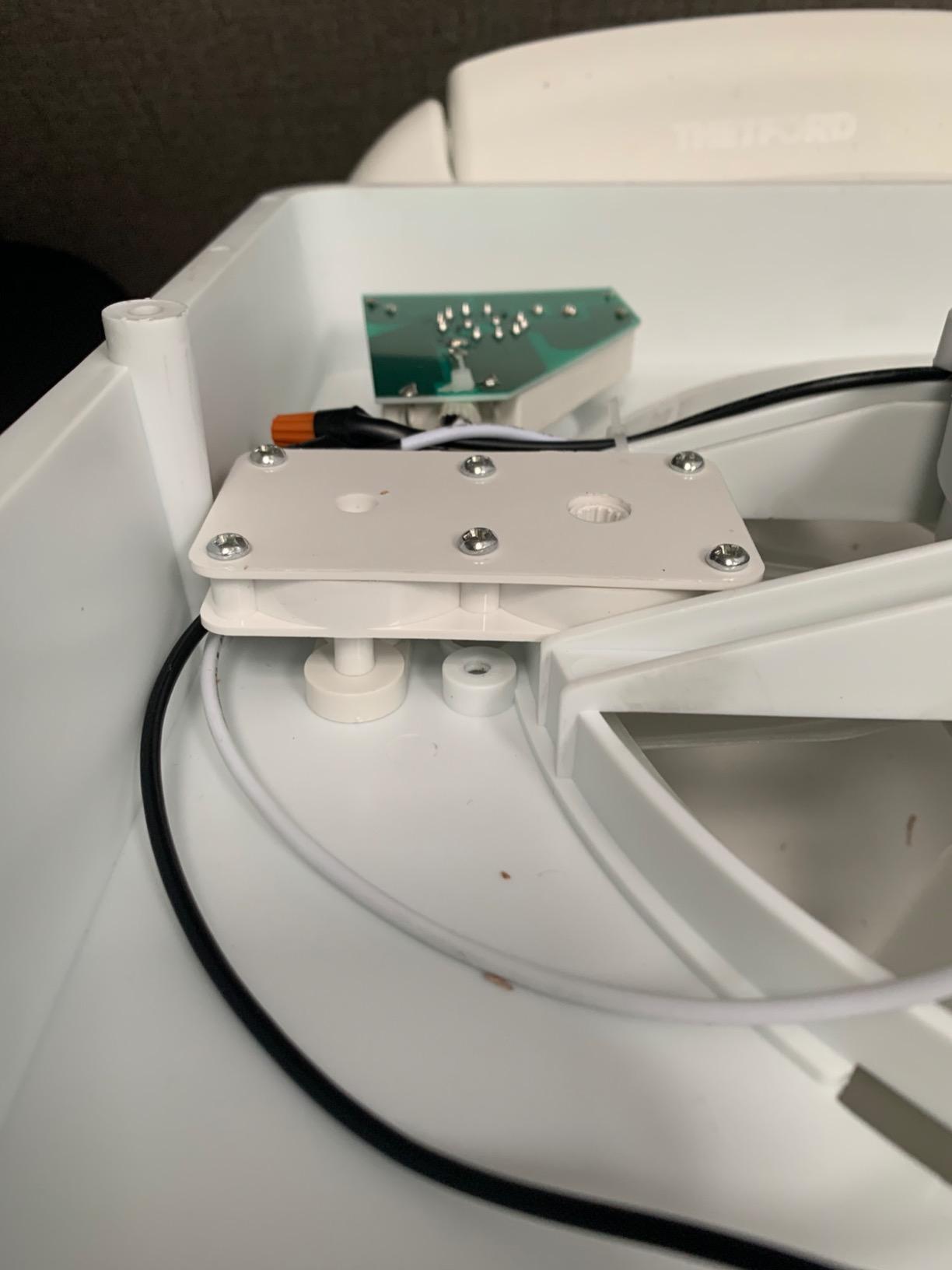 HENG'S INDUSTRIES 90046-CR Vortex II Replacement Fan Kit (501.1099) | High-Power RV Vent Fan Upgrade | Easy Installation for RVs, Campers, & Trailers | White customer photo 2