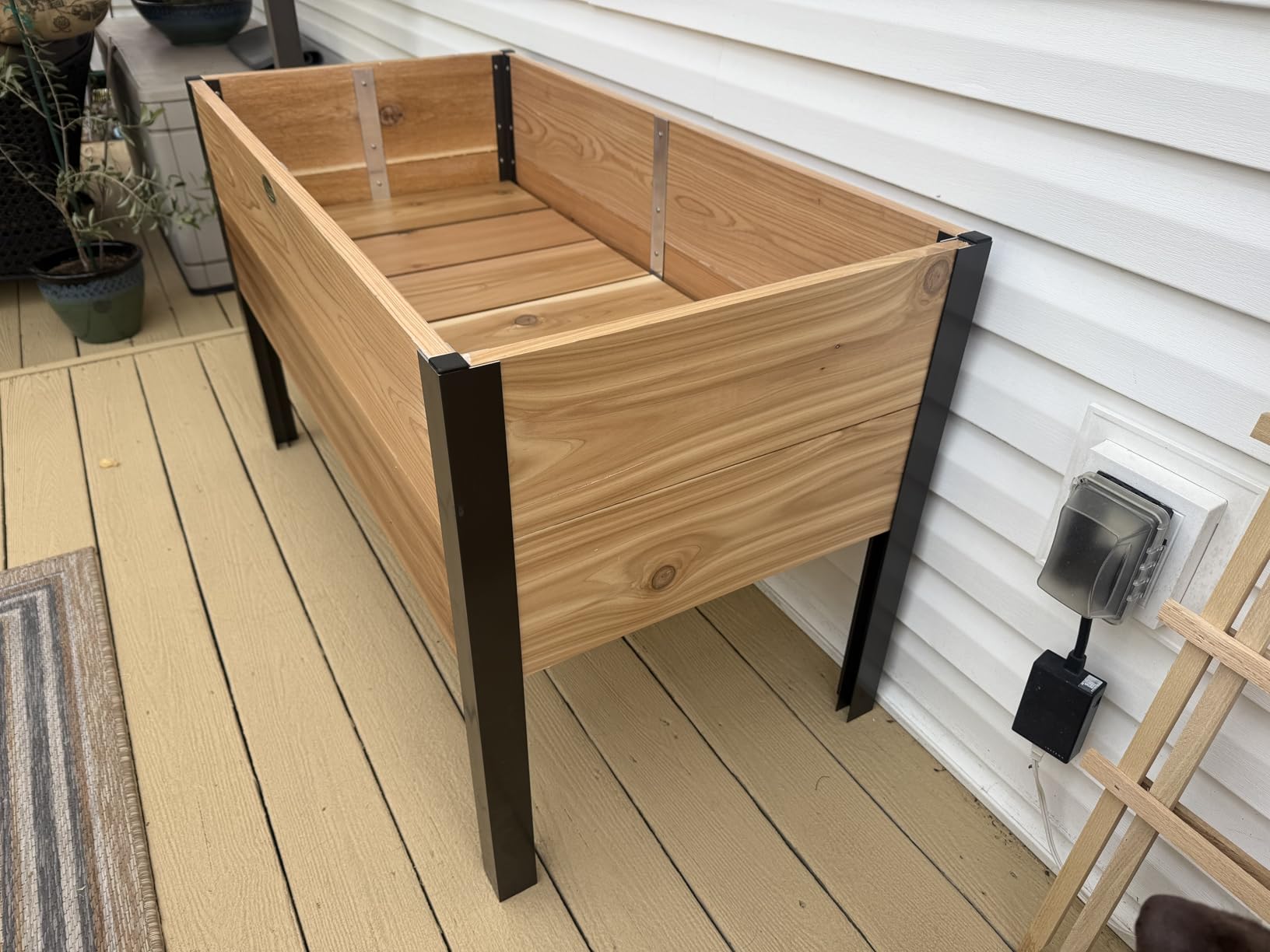Gardener's Supply Company Elevated Cedar Raised Garden Bed 2' x 8' | Standing Planter with Heavy Duty Aluminum Corners for Outdoor Vegetable Flower Herb Planting customer photo 1