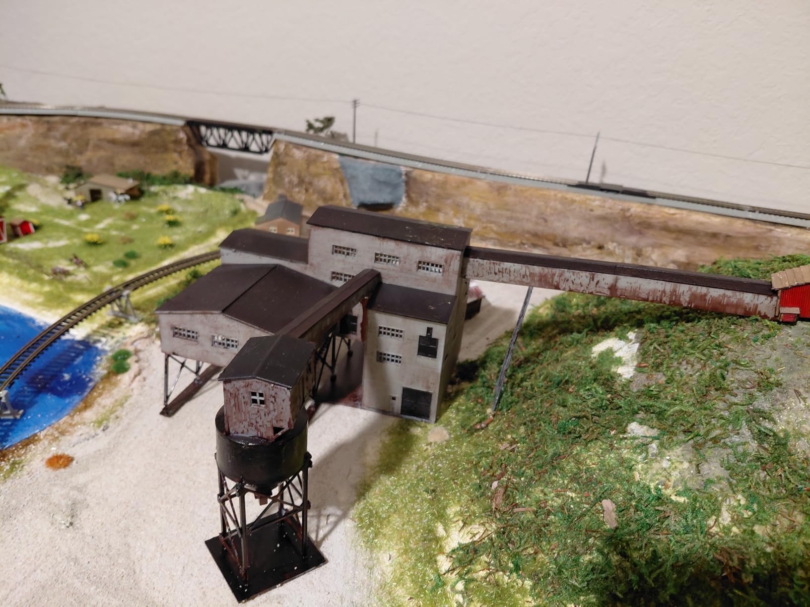 Walthers Cornerstone Diamond Coal Corporation 933-4046 HO Scale Model Railroad - Structure Kit customer photo 1
